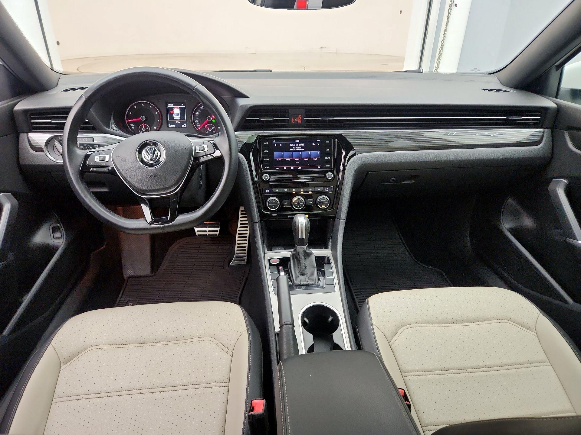Thumbnail: 2021 Volkswagen Passat - 9