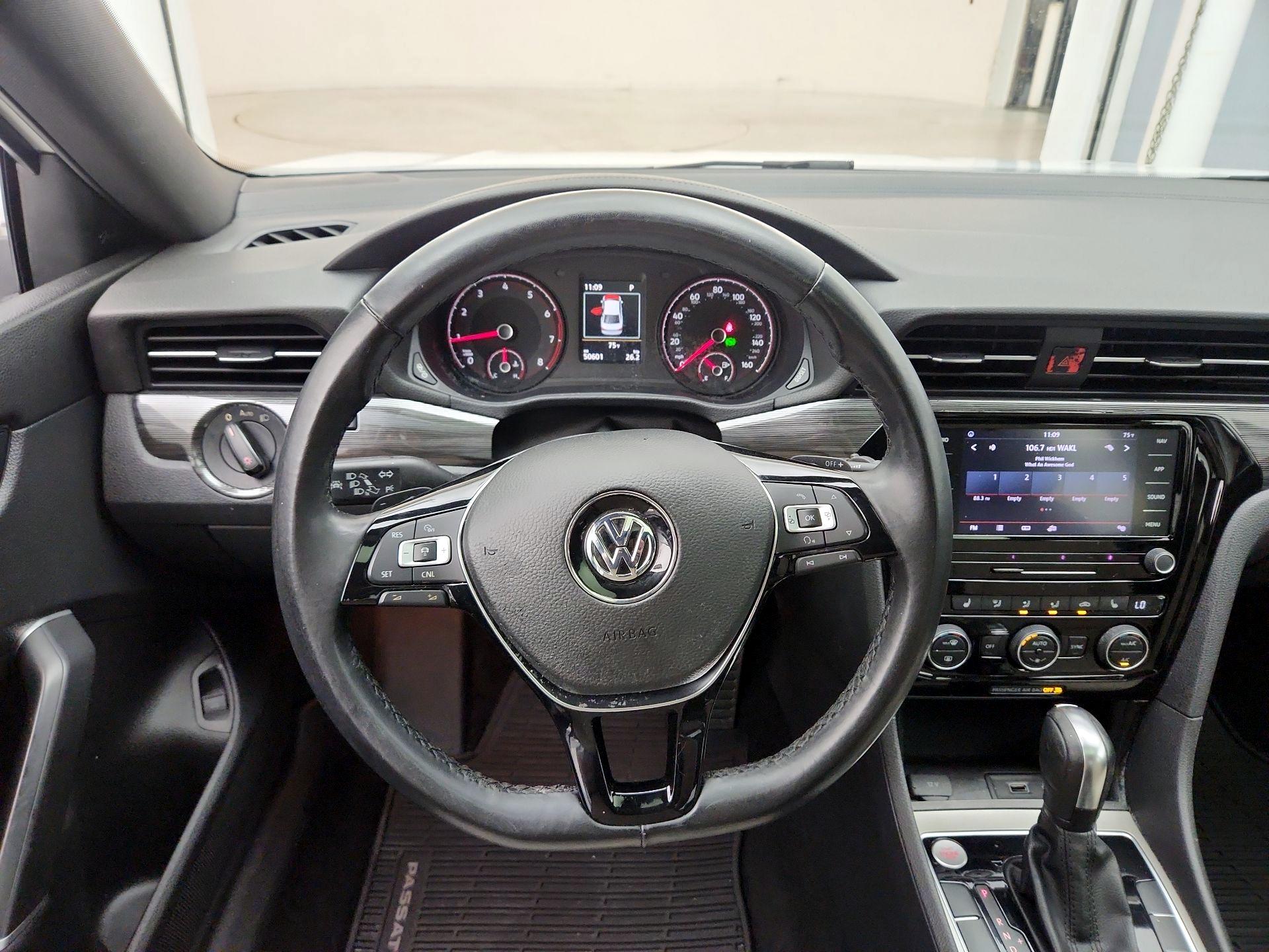 Thumbnail: 2021 Volkswagen Passat - 10