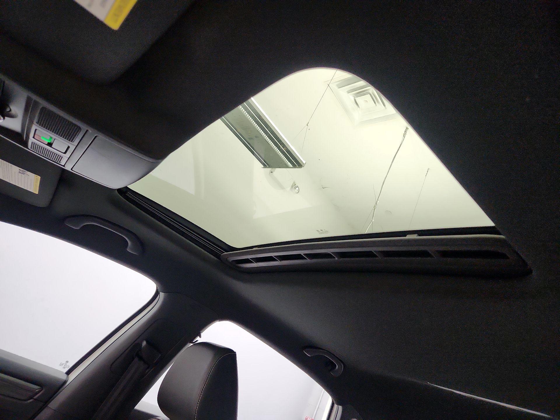 Thumbnail: 2021 Volkswagen Passat - 20
