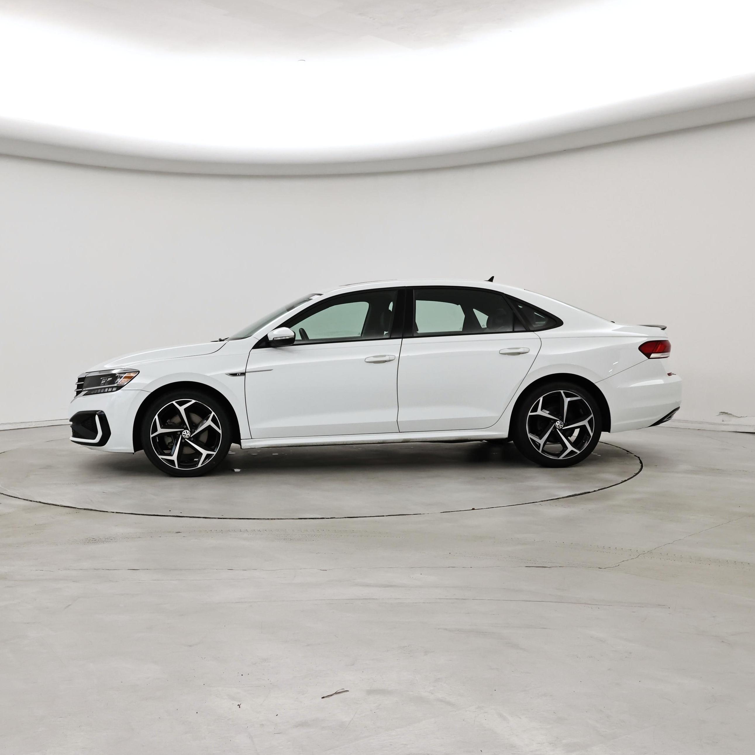 Thumbnail: 2021 Volkswagen Passat - 3