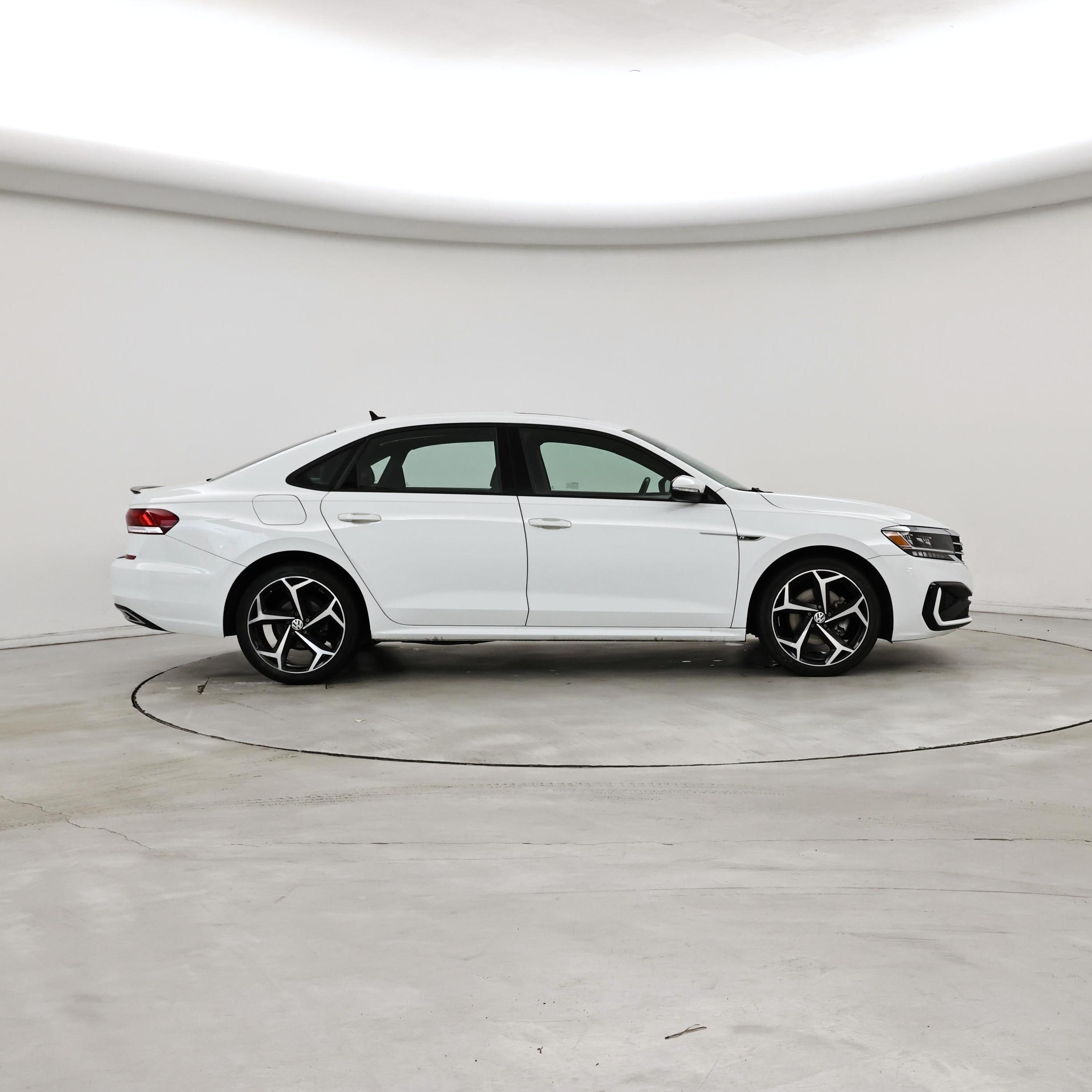 Thumbnail: 2021 Volkswagen Passat - 7
