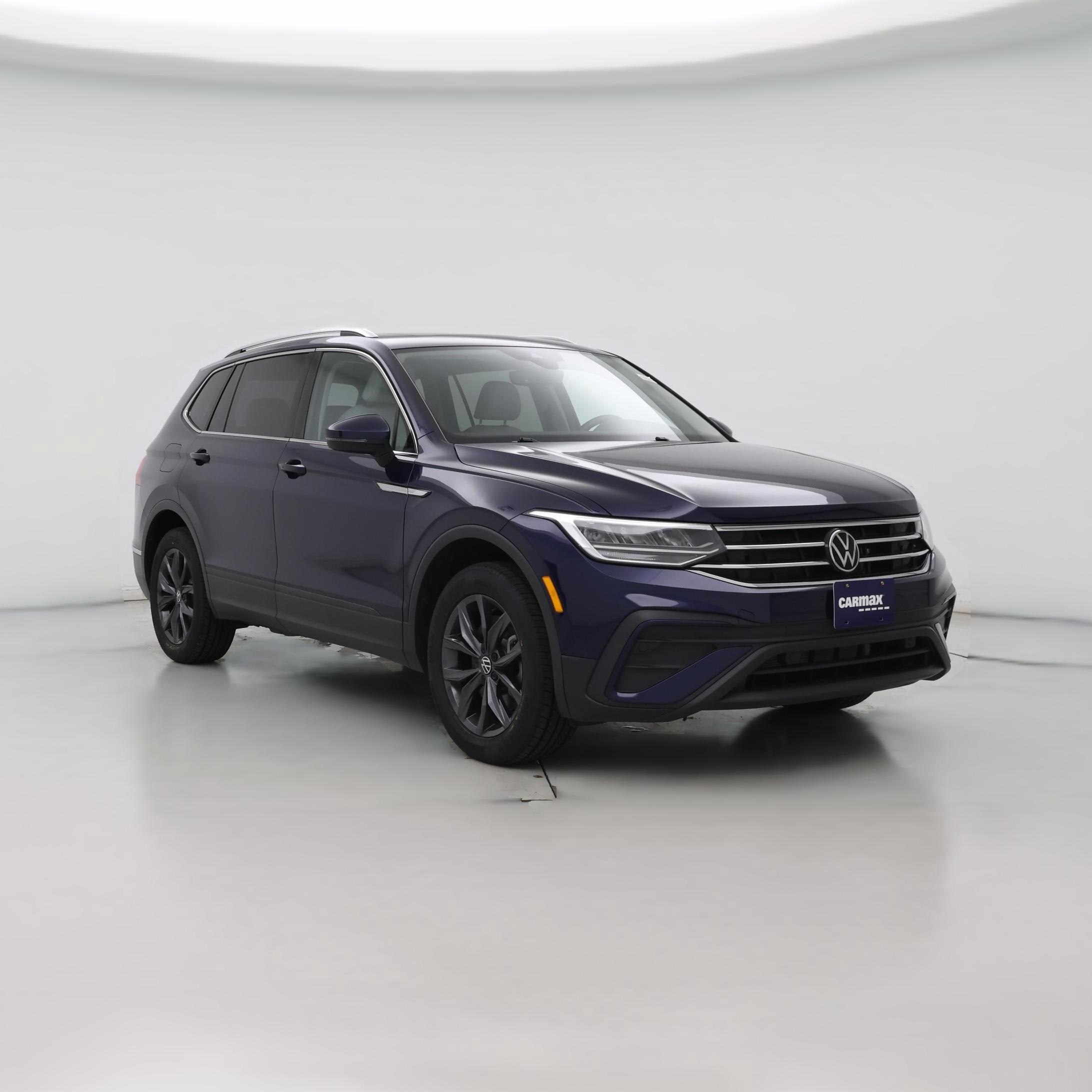 Thumbnail: 2023 Volkswagen Tiguan - 1