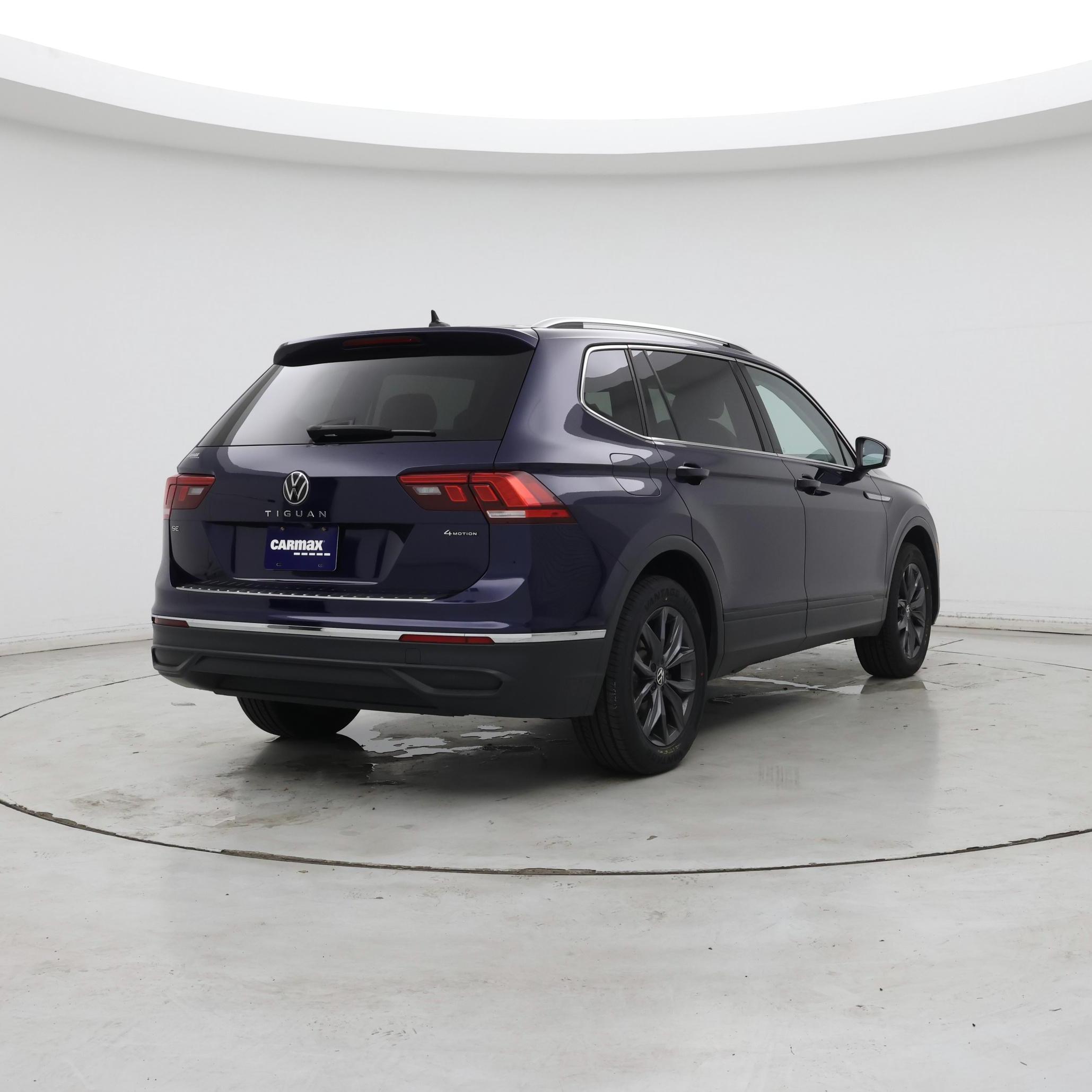 Thumbnail: 2023 Volkswagen Tiguan - 8