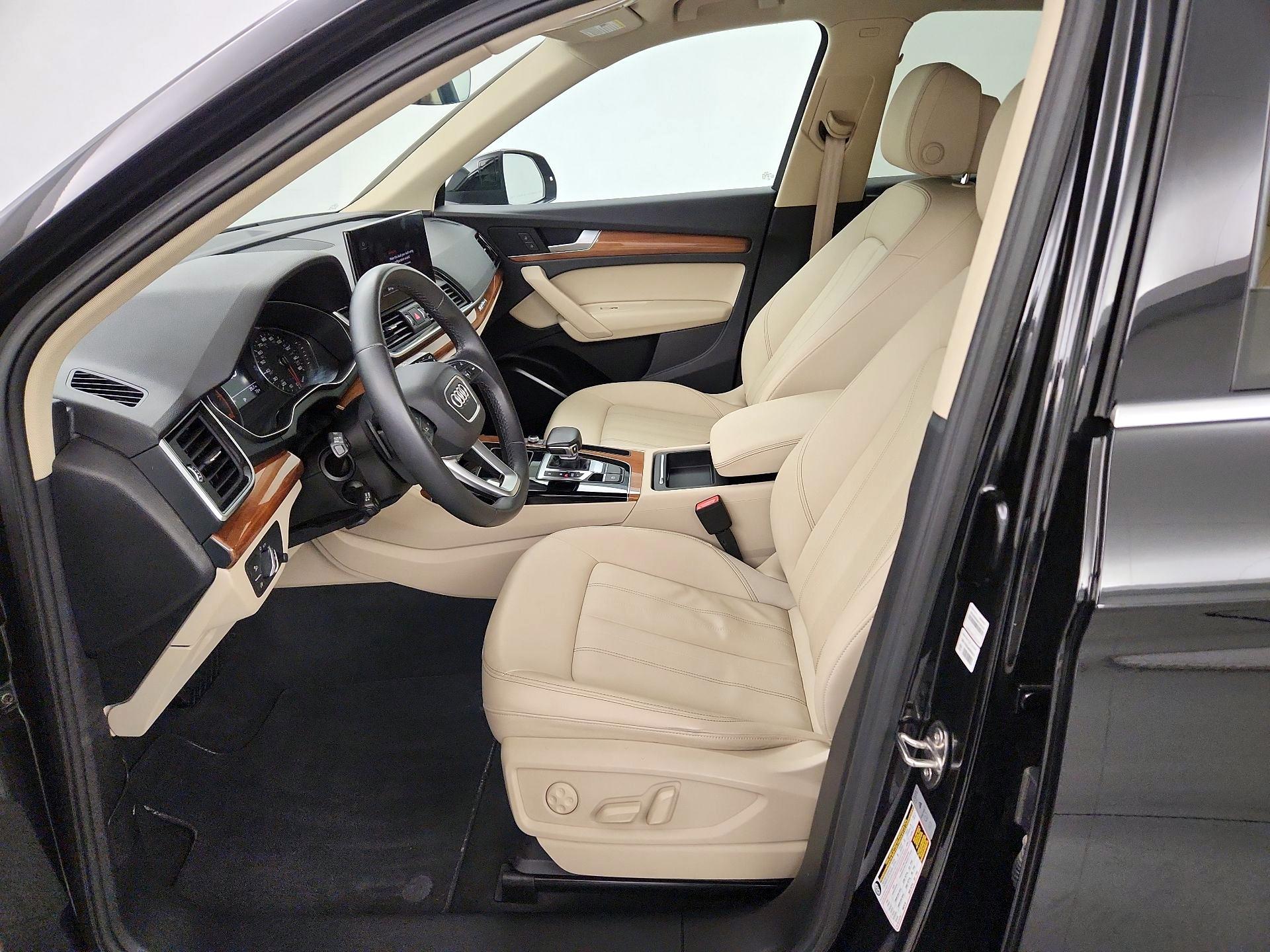 Thumbnail: 2022 Audi Q5 - 11