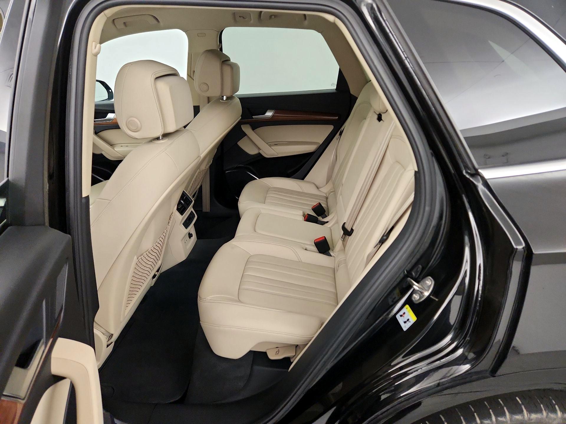 Thumbnail: 2022 Audi Q5 - 19