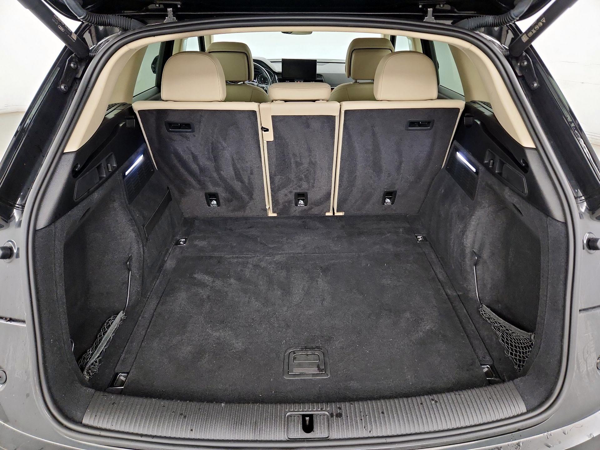 Thumbnail: 2022 Audi Q5 - 20