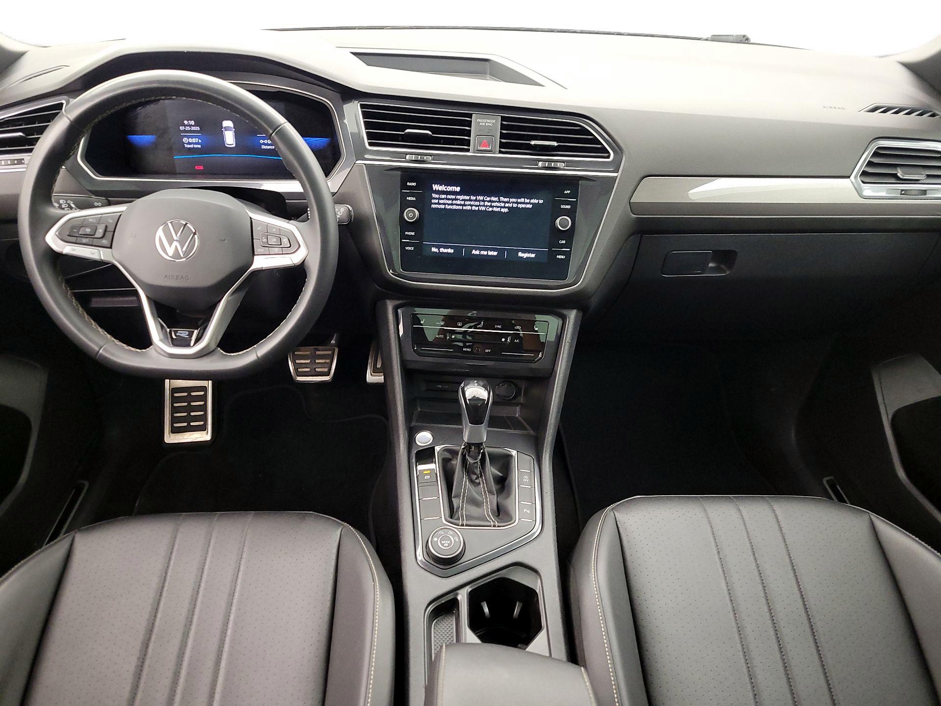 Thumbnail: 2023 Volkswagen Tiguan - 9
