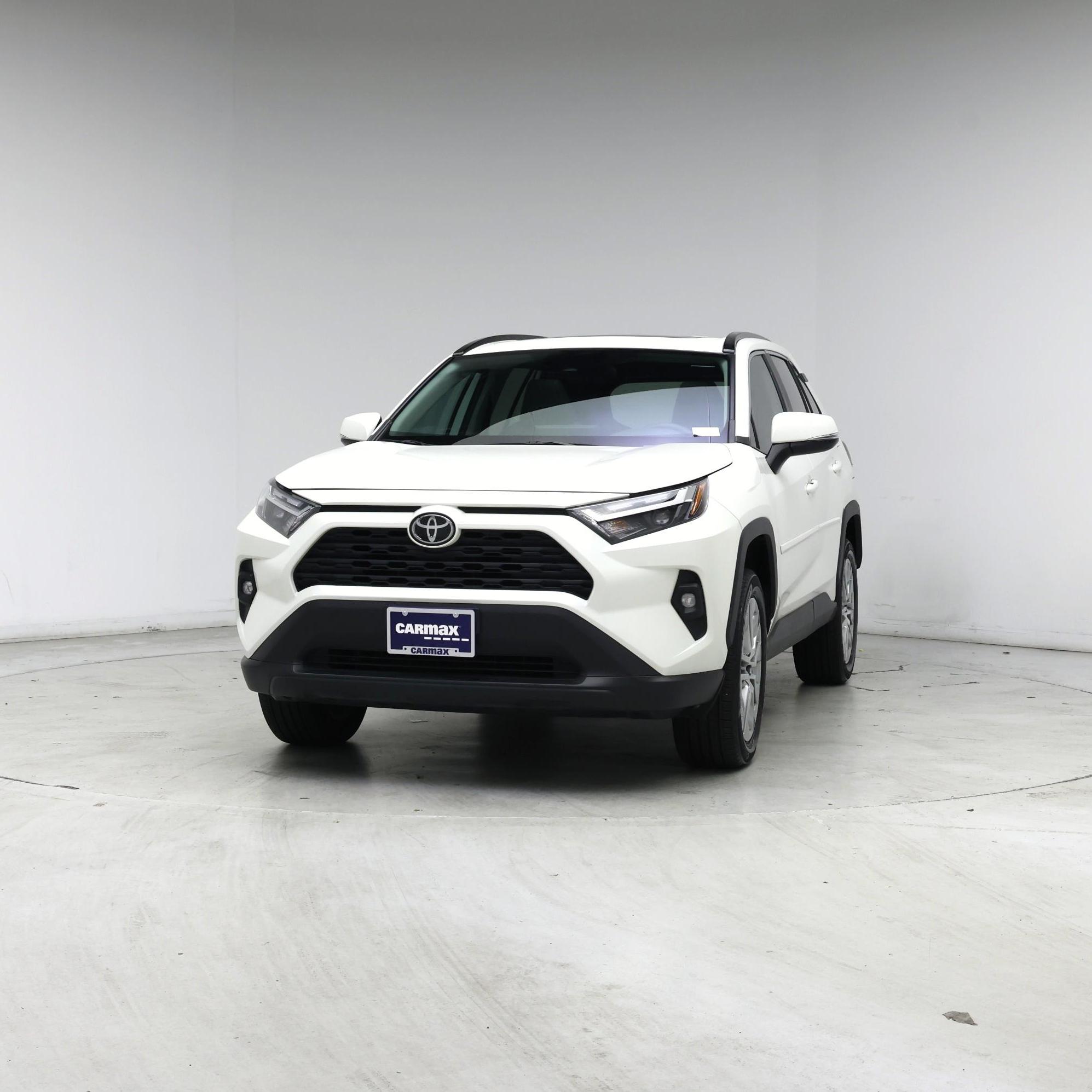 Thumbnail: 2022 Toyota RAV4 - 4