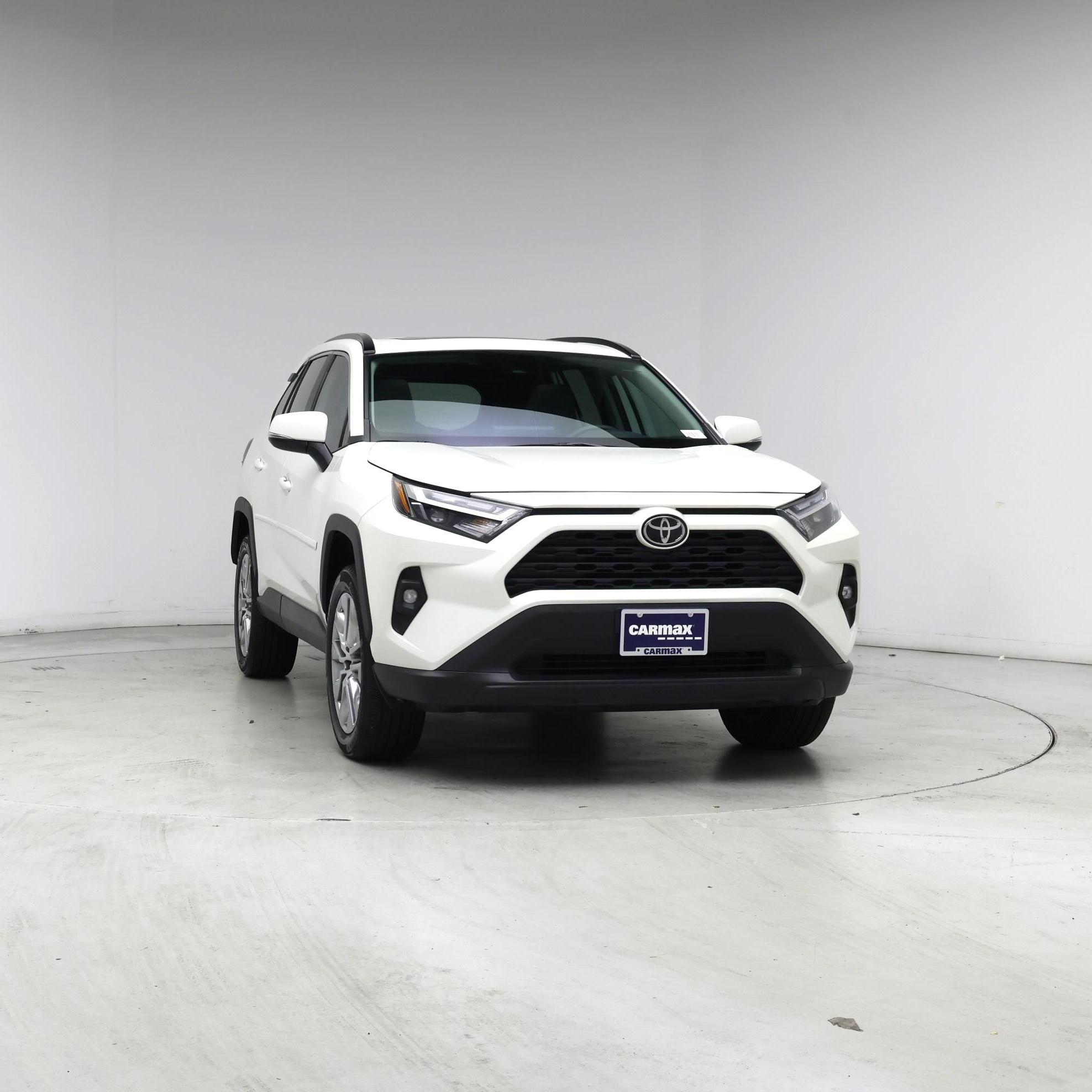 Thumbnail: 2022 Toyota RAV4 - 5