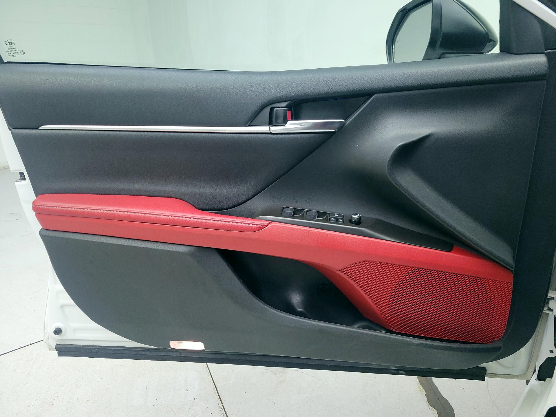 Thumbnail: 2023 Toyota Camry - 12