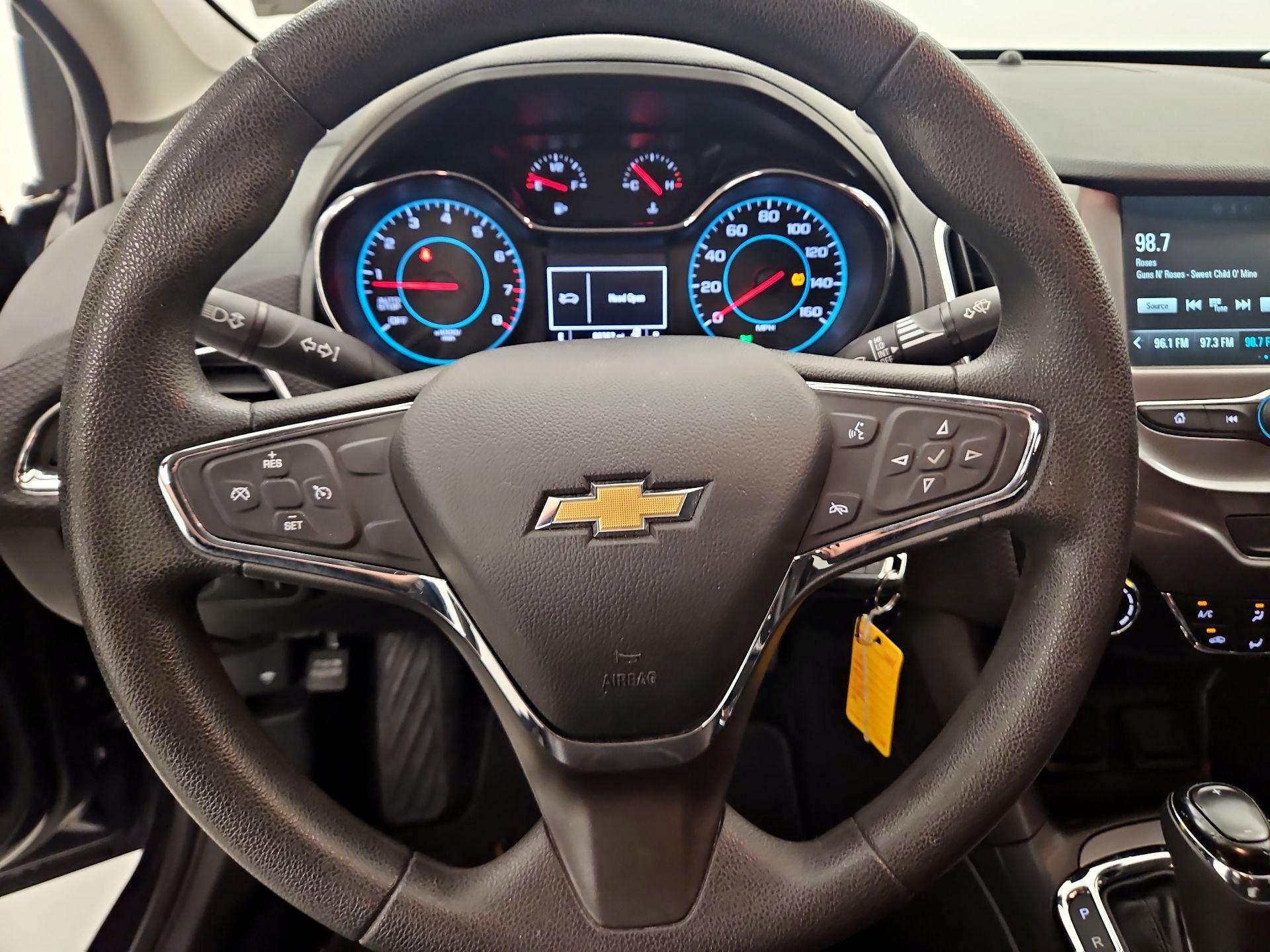 Thumbnail: 2016 Chevrolet Cruze - 10