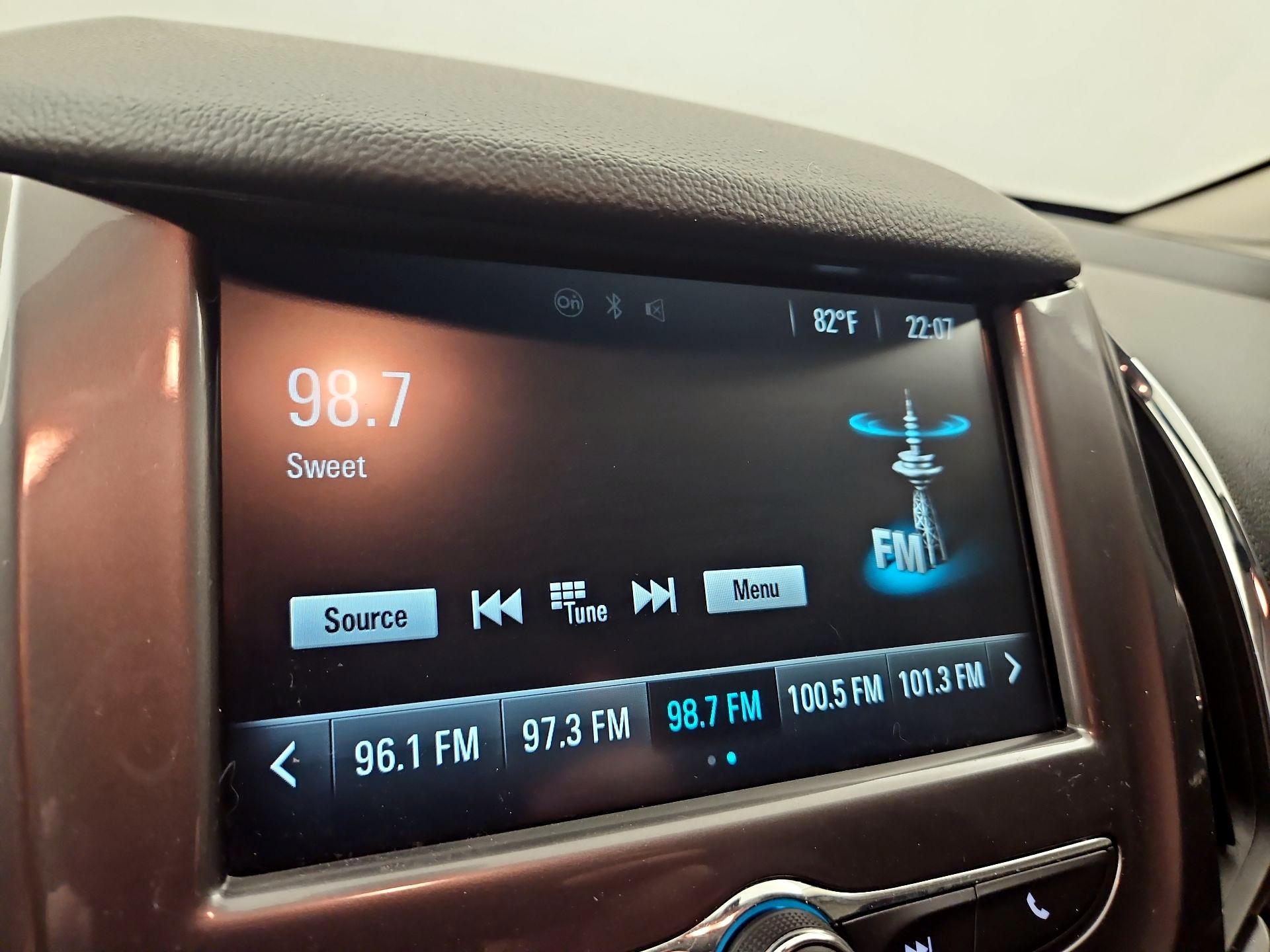 Thumbnail: 2016 Chevrolet Cruze - 15