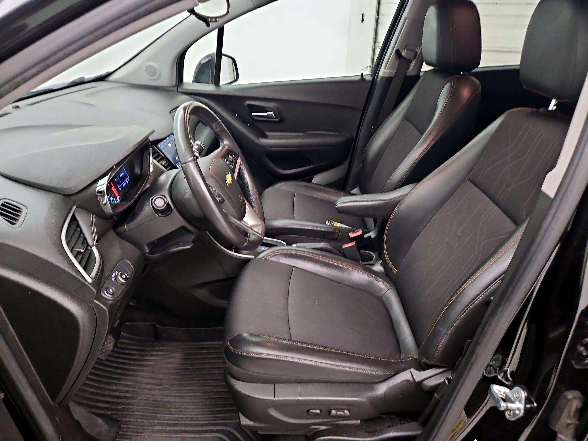 Thumbnail: 2020 Chevrolet Trax - 11