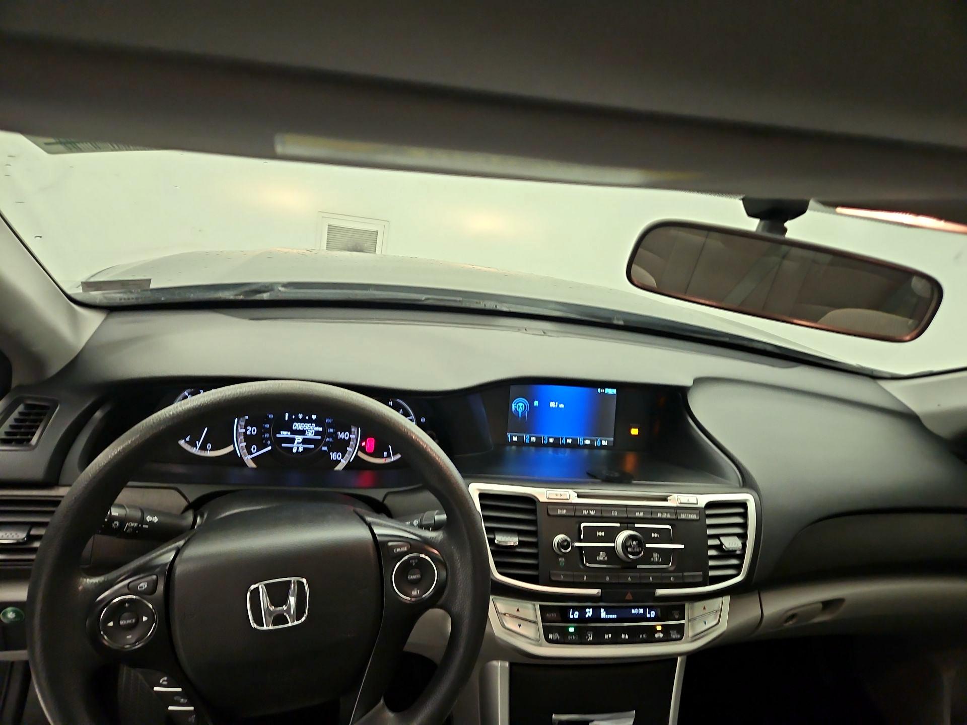 Thumbnail: 2015 Honda Accord - 9