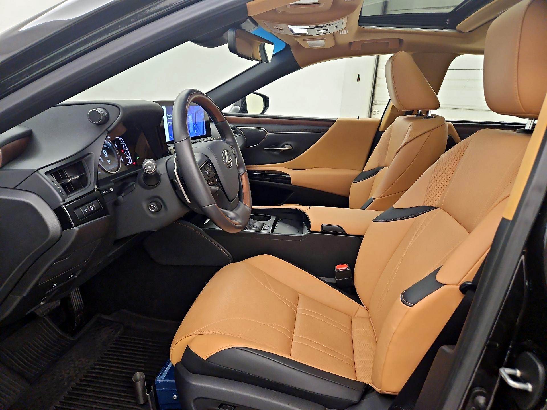 Thumbnail: 2025 Lexus ES - 11