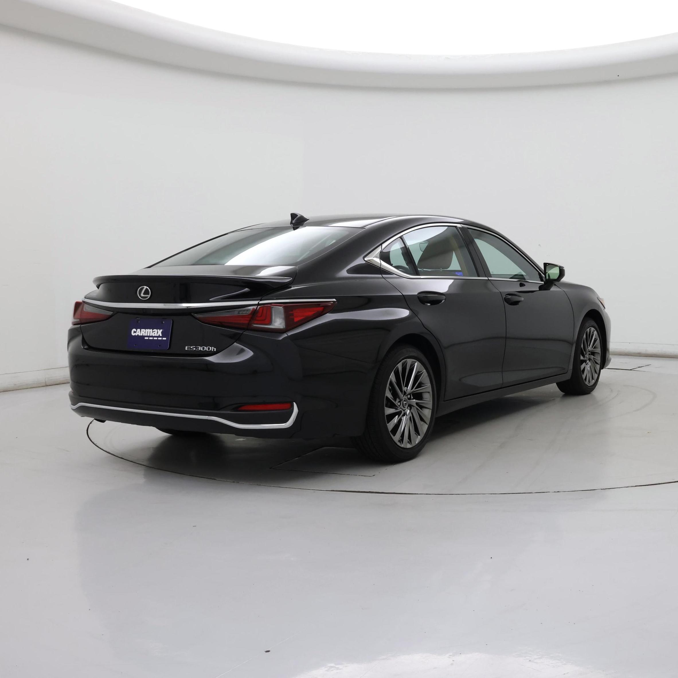 Thumbnail: 2025 Lexus ES - 8