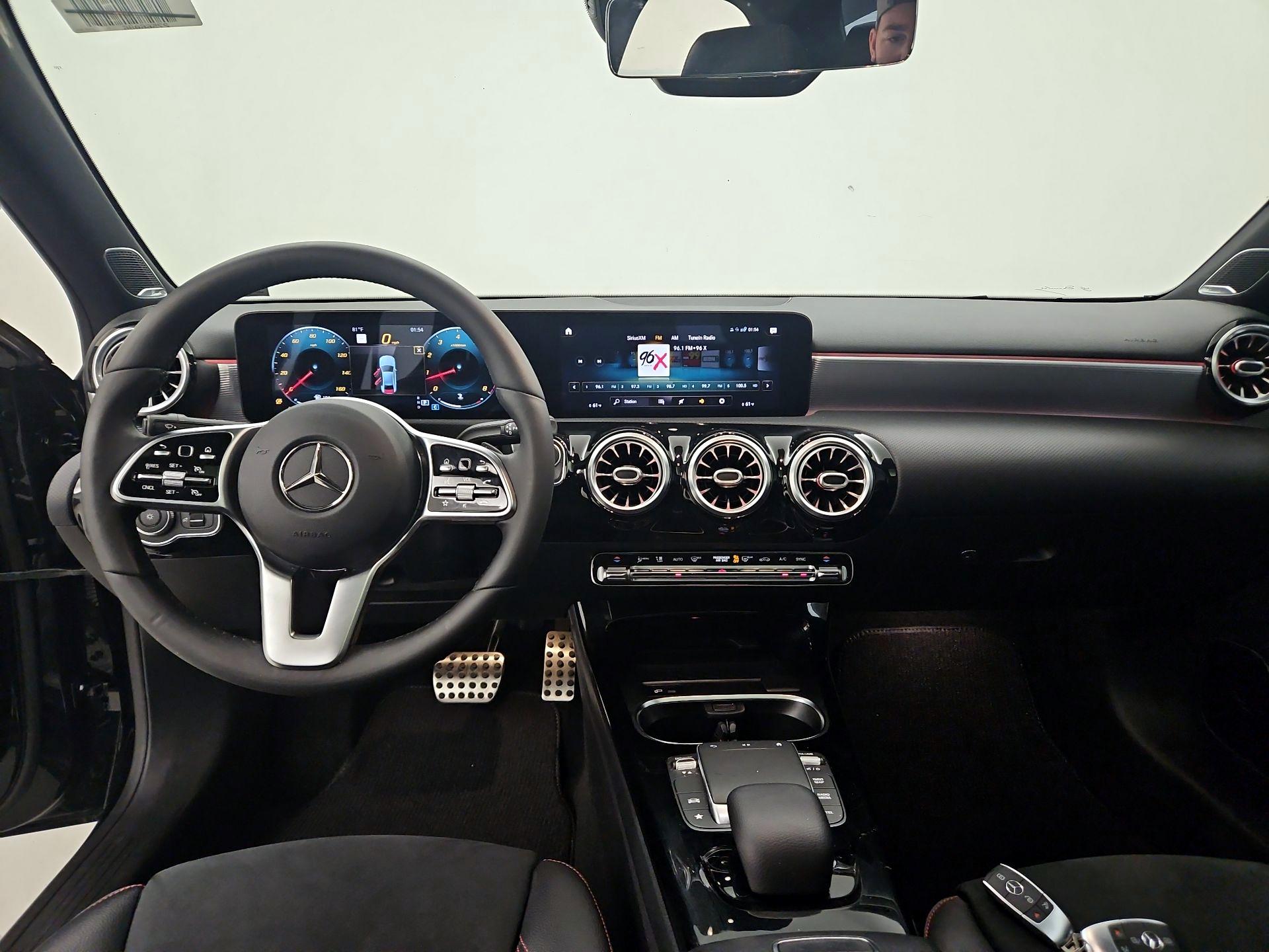 Thumbnail: 2021 Mercedes-Benz A-Class - 9