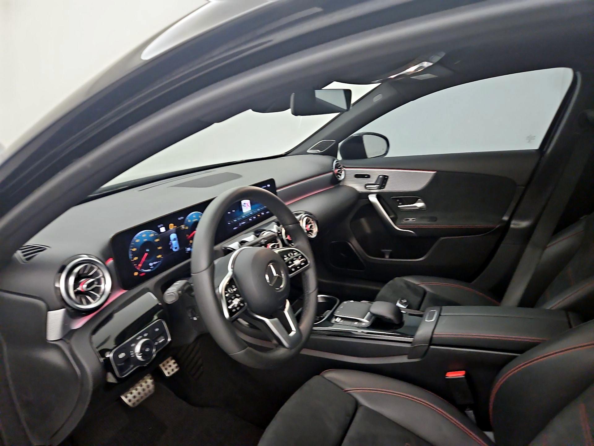 Thumbnail: 2021 Mercedes-Benz A-Class - 11