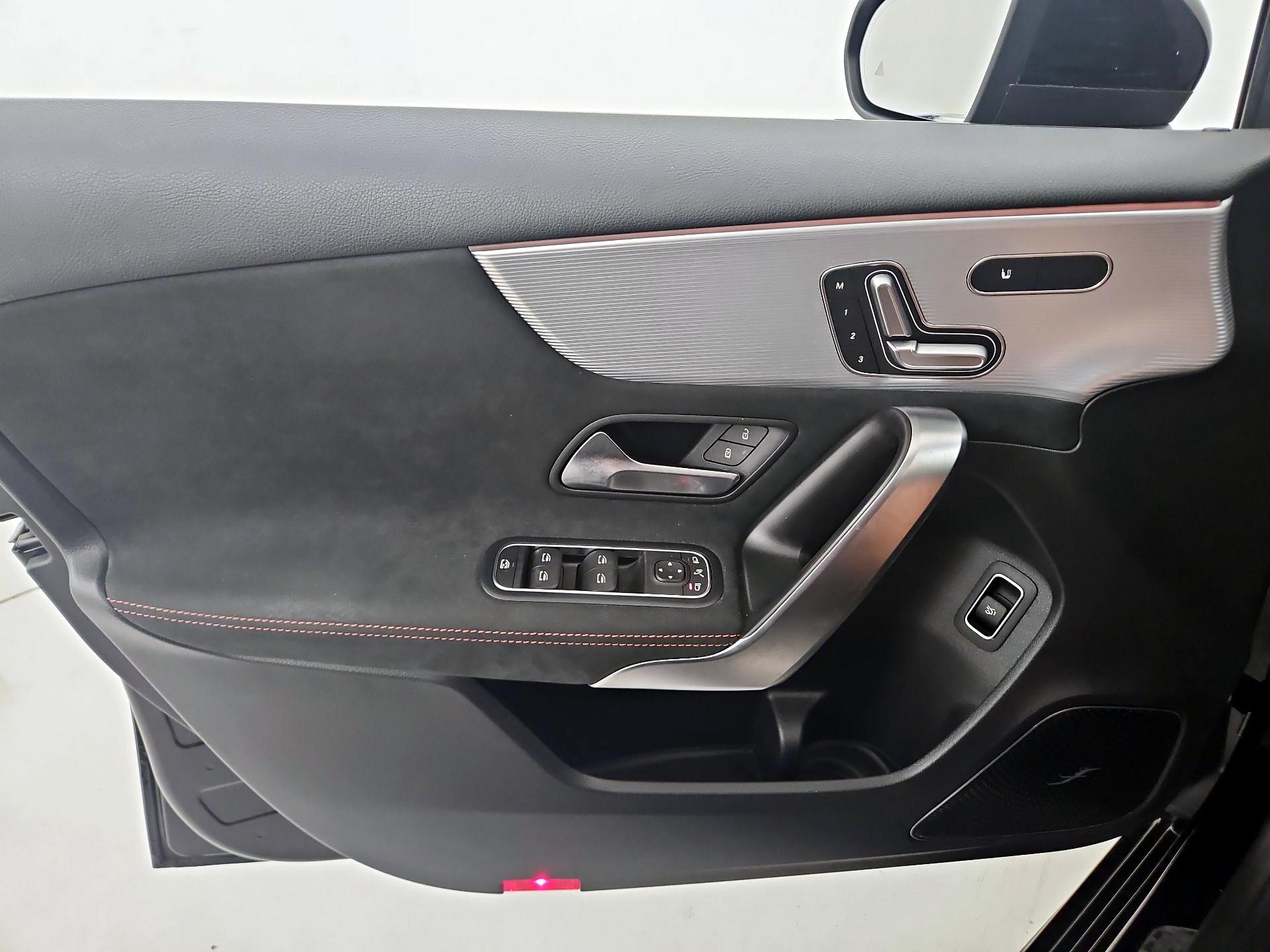 Thumbnail: 2021 Mercedes-Benz A-Class - 12