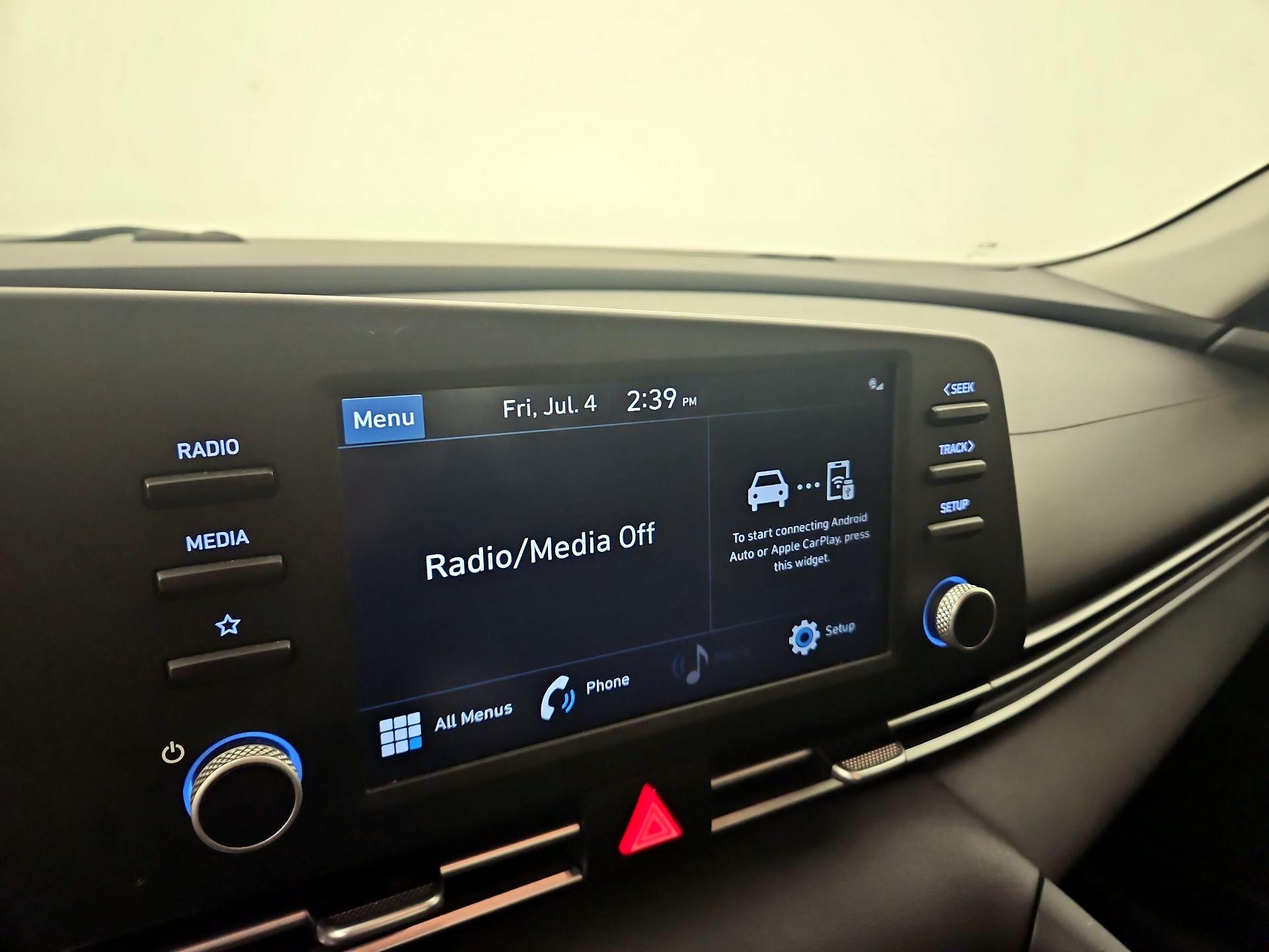 Thumbnail: 2021 Hyundai Elantra - 15