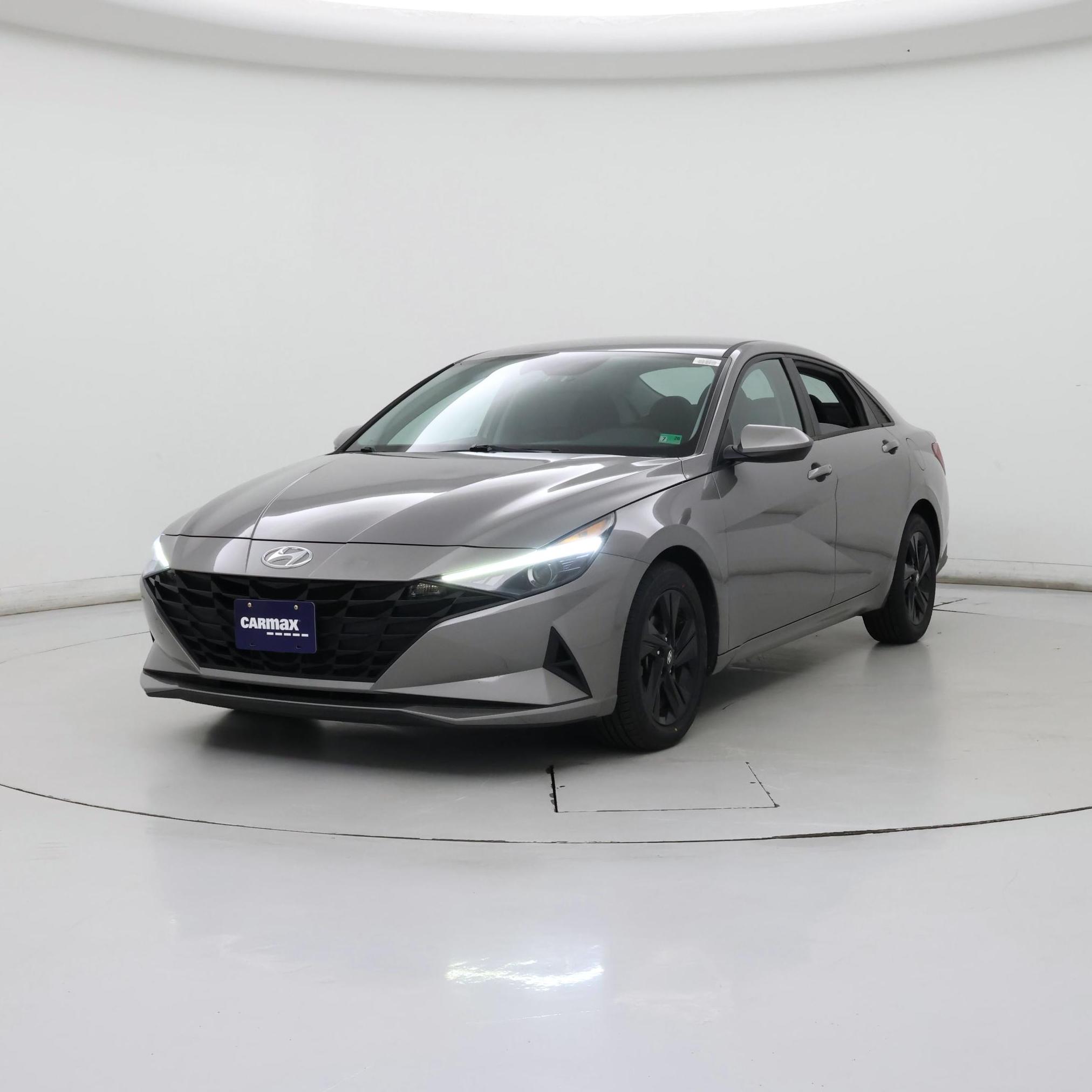 Thumbnail: 2021 Hyundai Elantra - 4