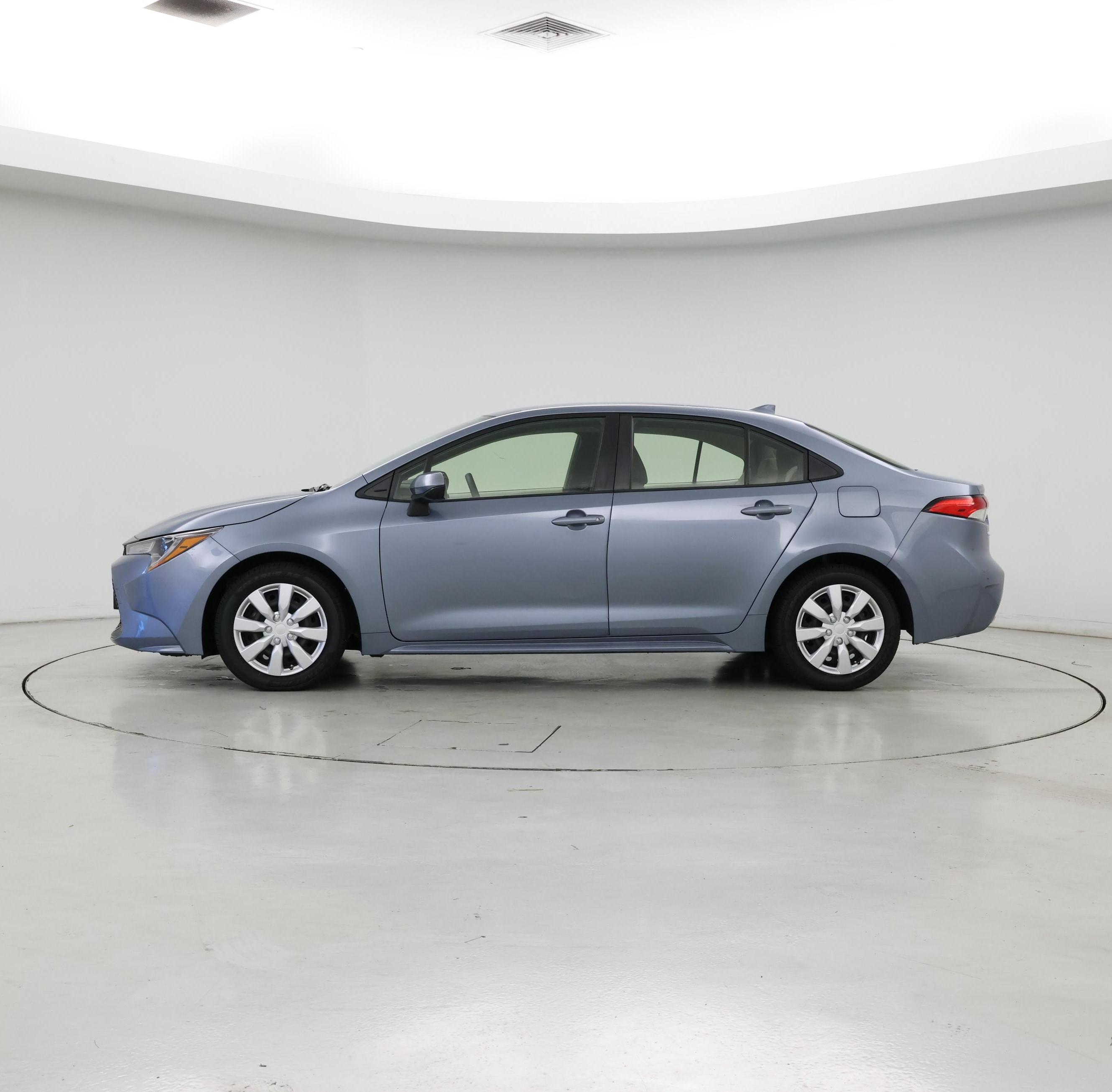 Thumbnail: 2022 Toyota Corolla - 3