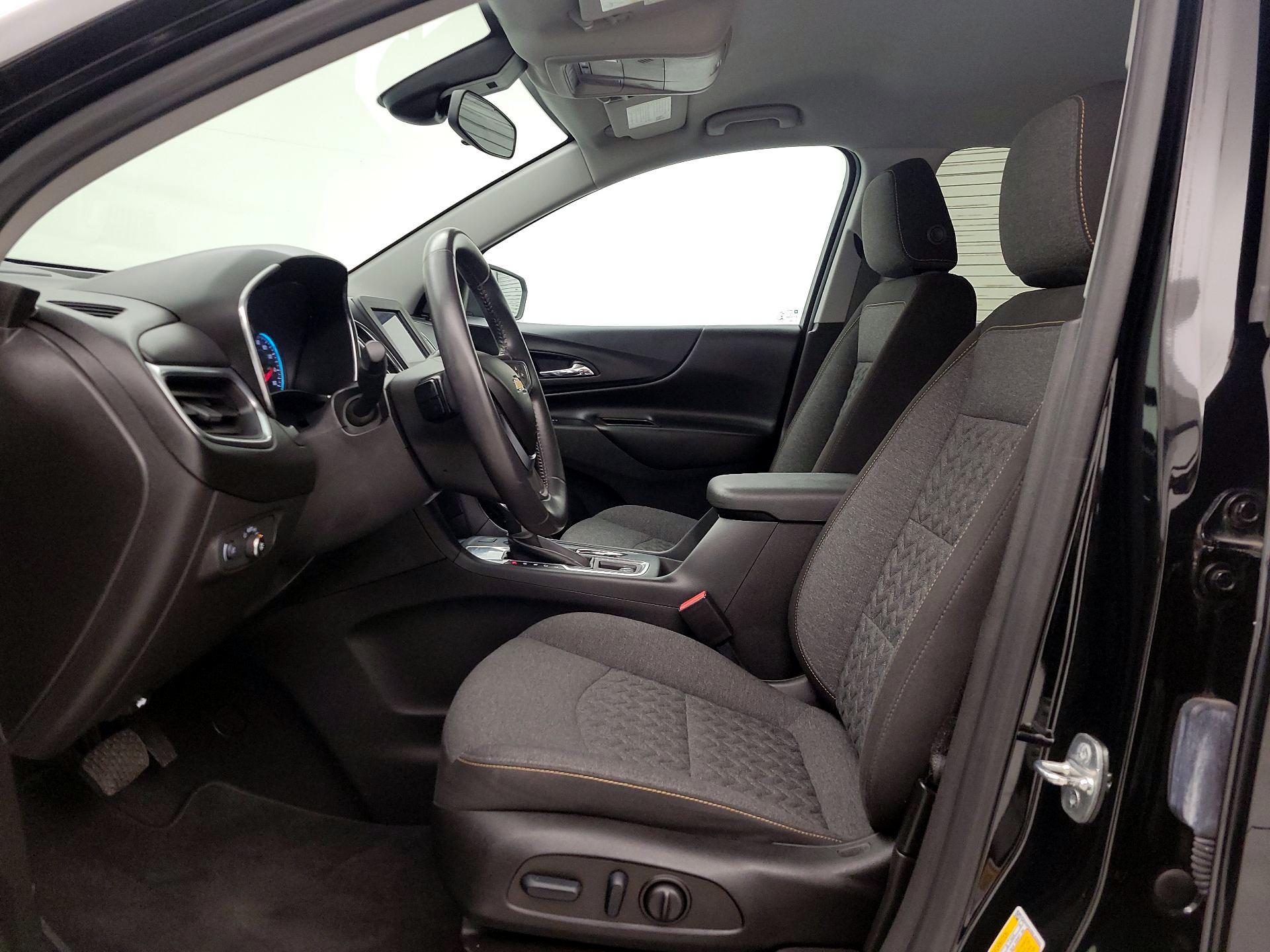 Thumbnail: 2022 Chevrolet Equinox - 11