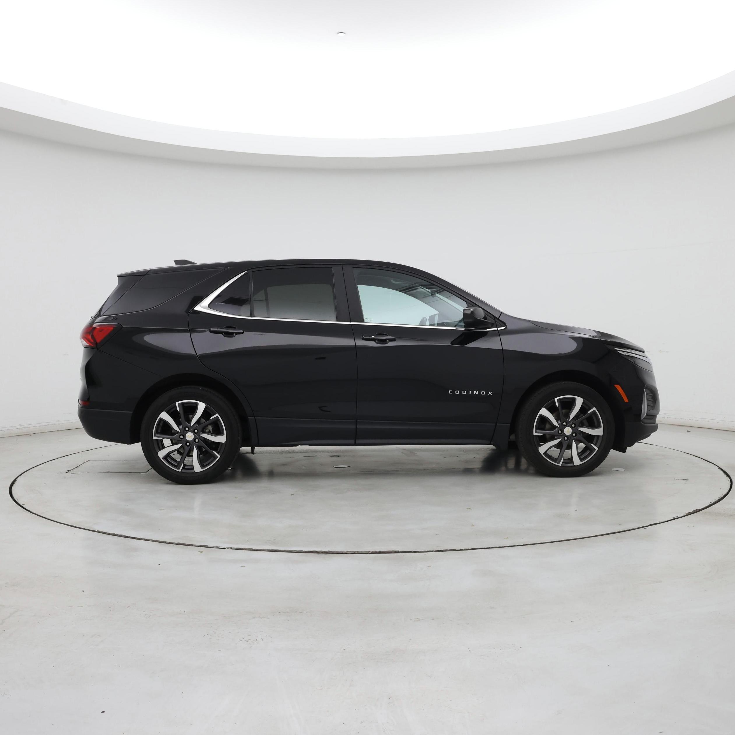 Thumbnail: 2022 Chevrolet Equinox - 7