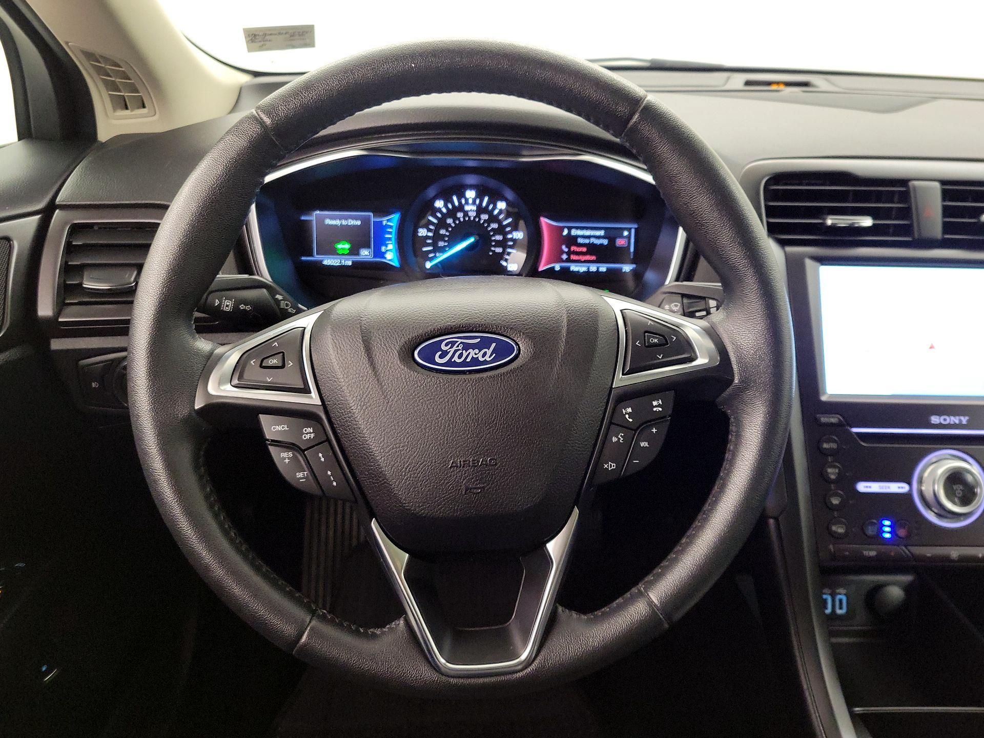 Thumbnail: 2020 Ford Fusion - 10