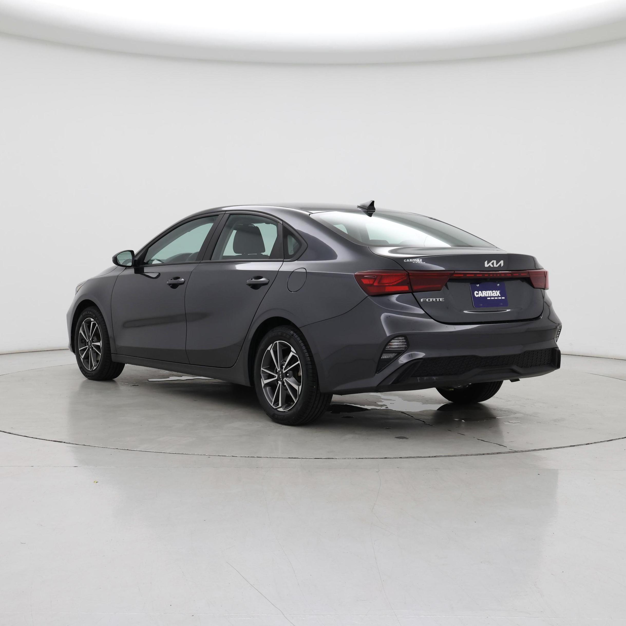 Thumbnail: 2022 Kia Forte - 2