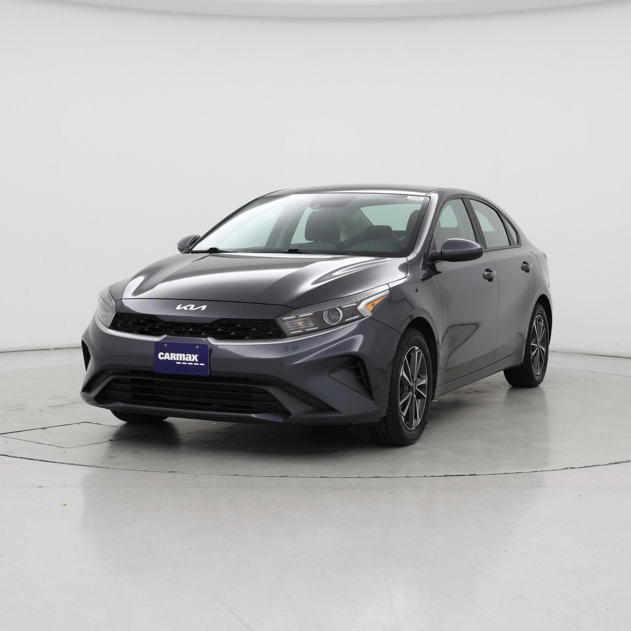 Thumbnail: 2022 Kia Forte - 4