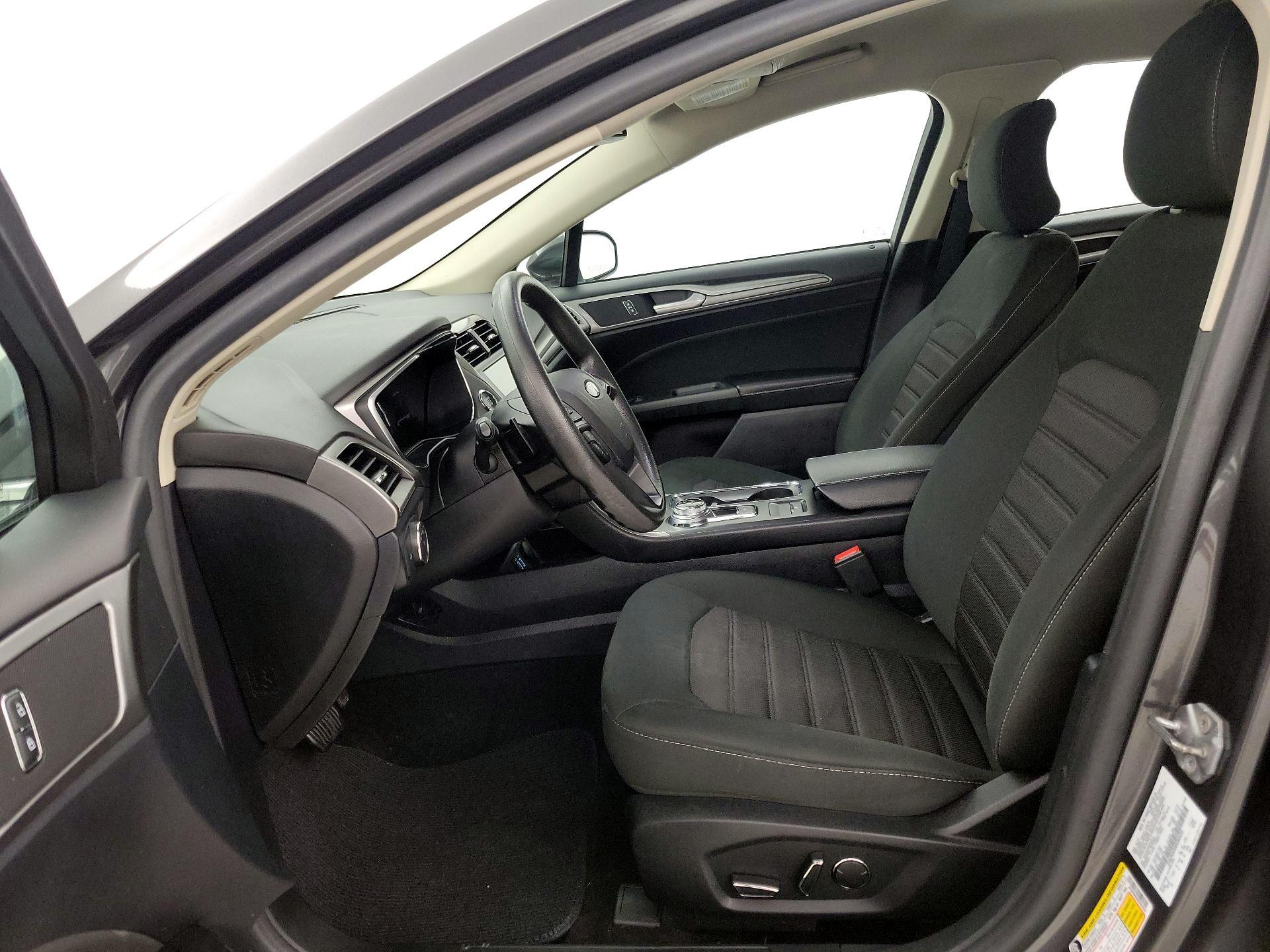 Thumbnail: 2019 Ford Fusion - 11
