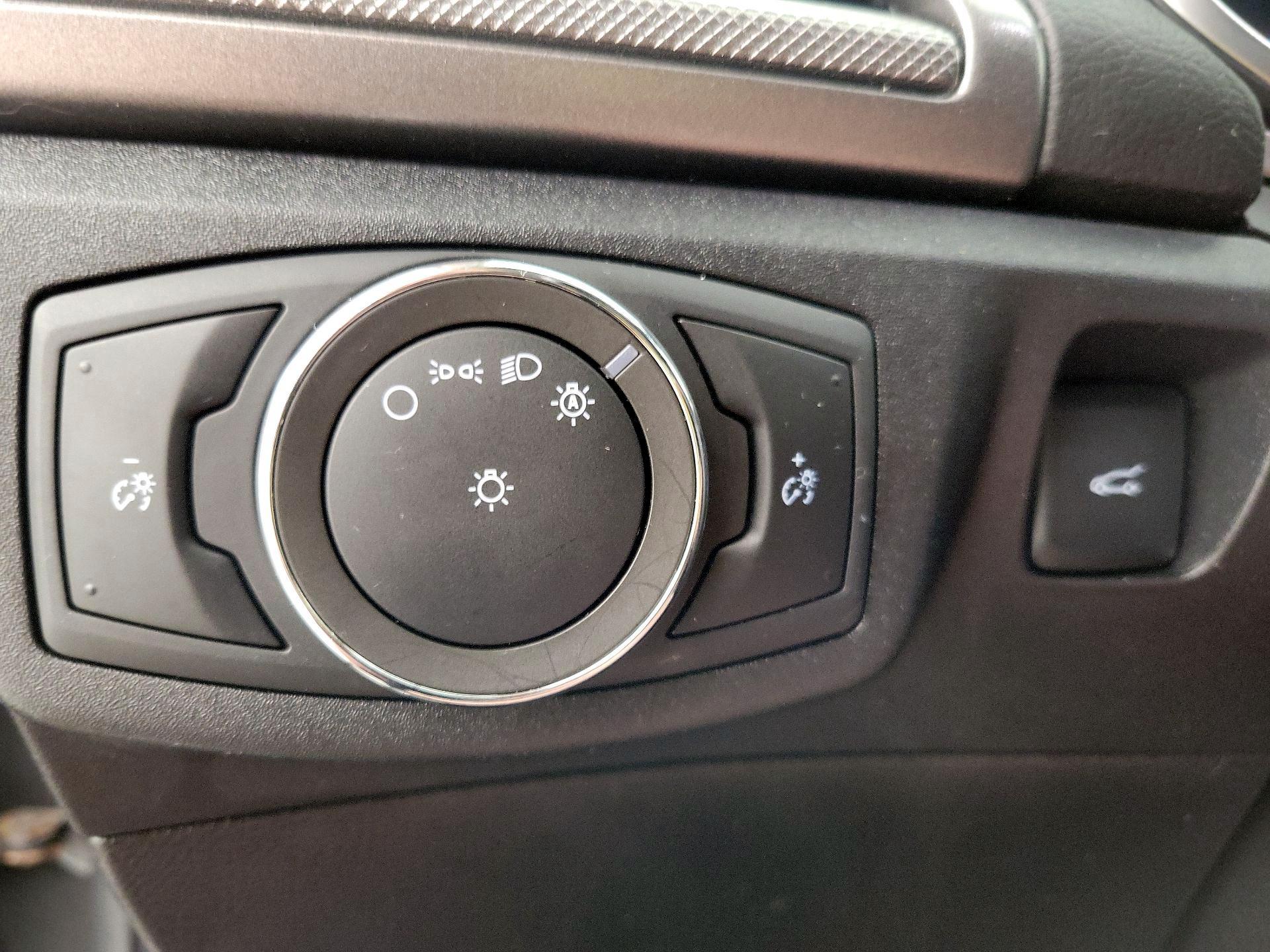Thumbnail: 2019 Ford Fusion - 13