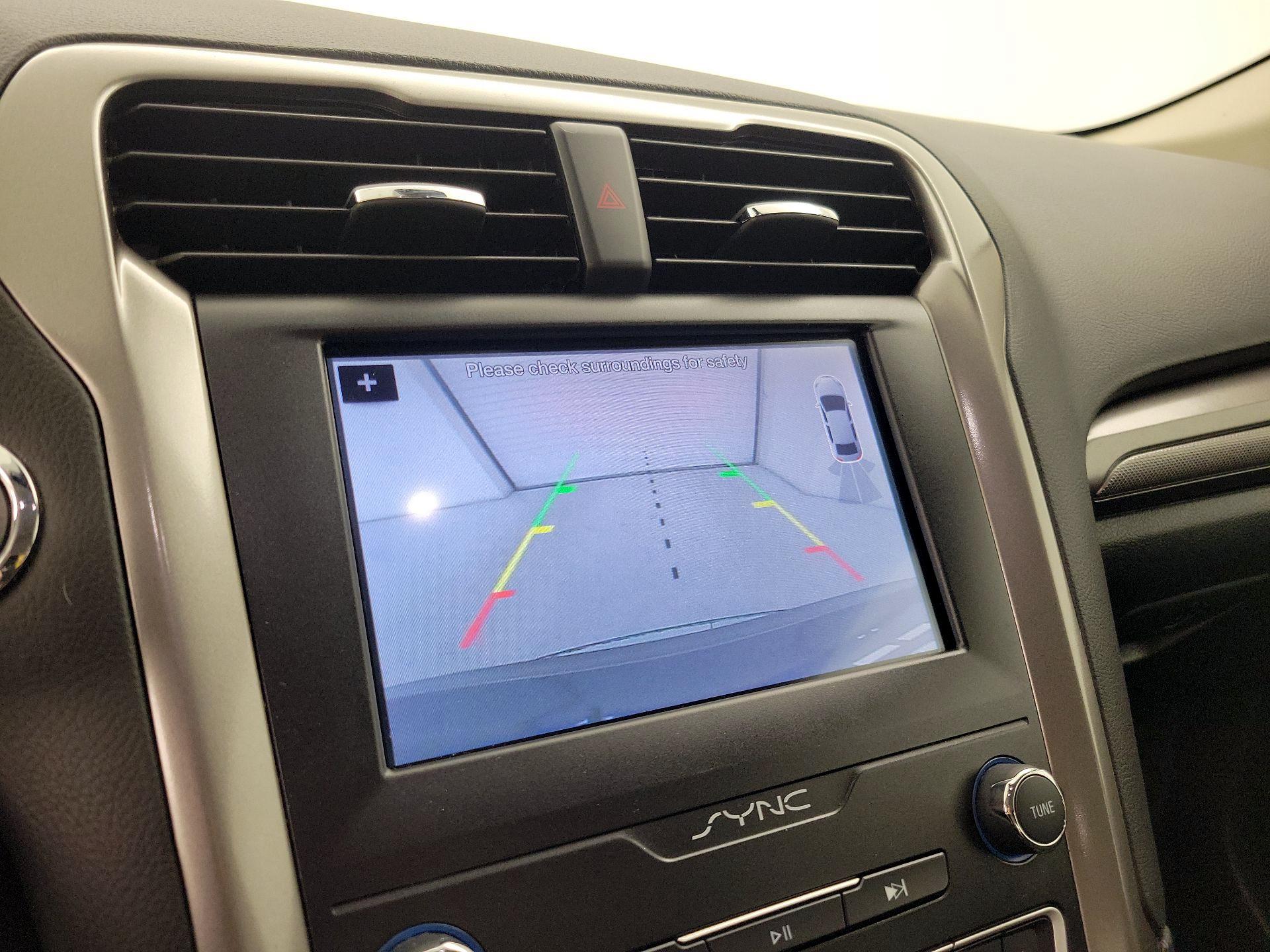 Thumbnail: 2019 Ford Fusion - 14