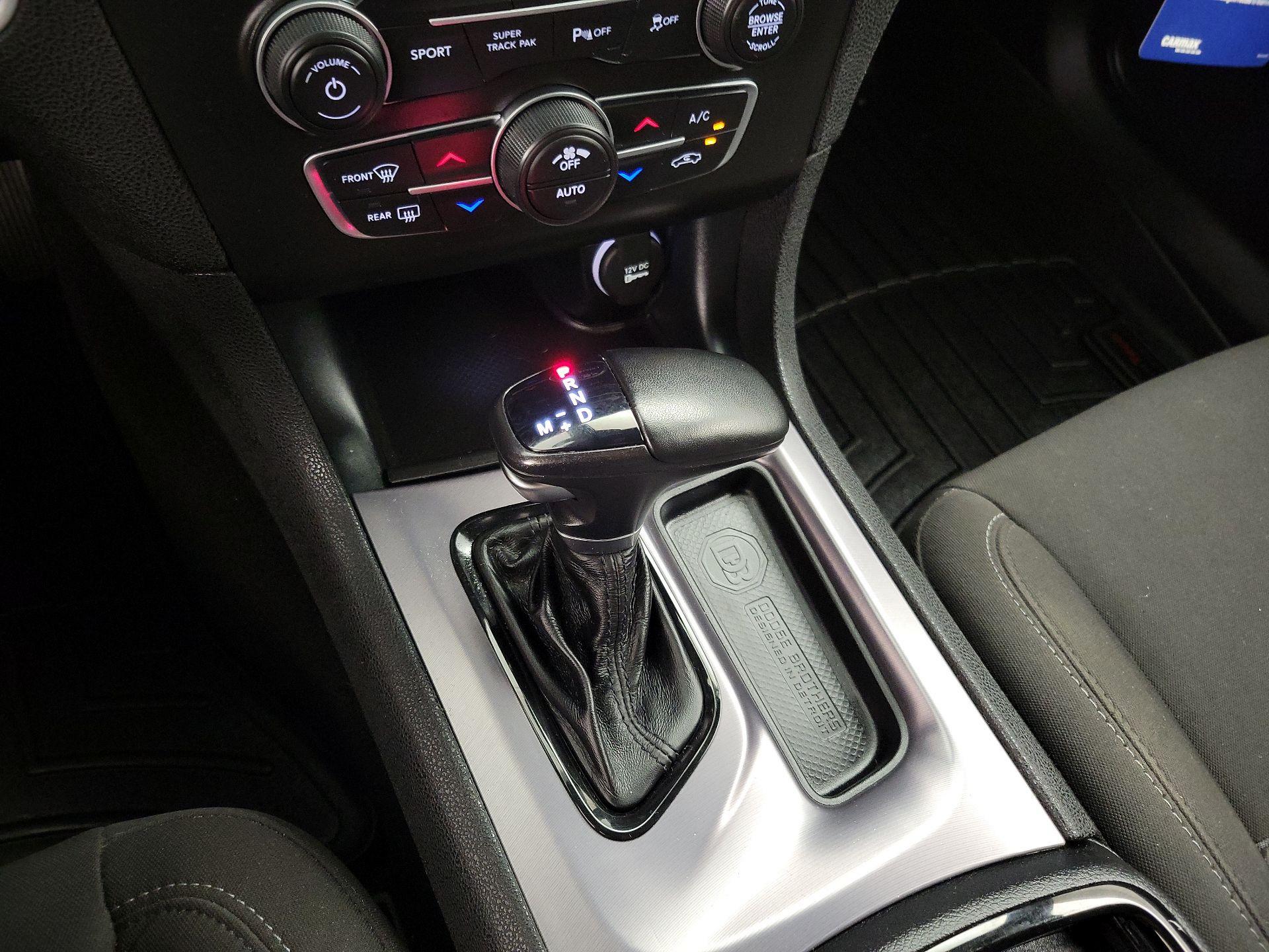Thumbnail: 2021 Dodge Charger - 17