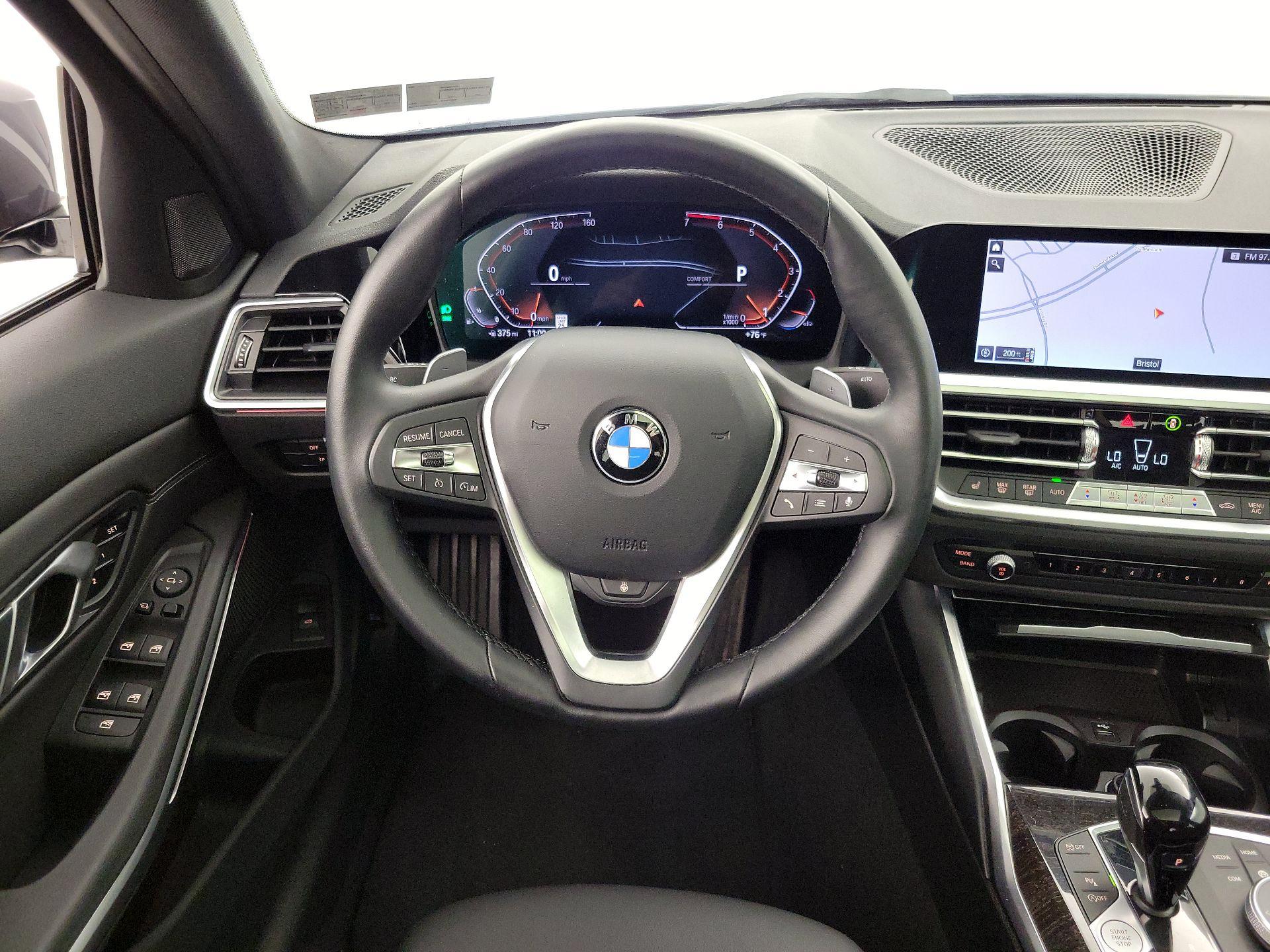 Thumbnail: 2022 BMW 3 Series - 10