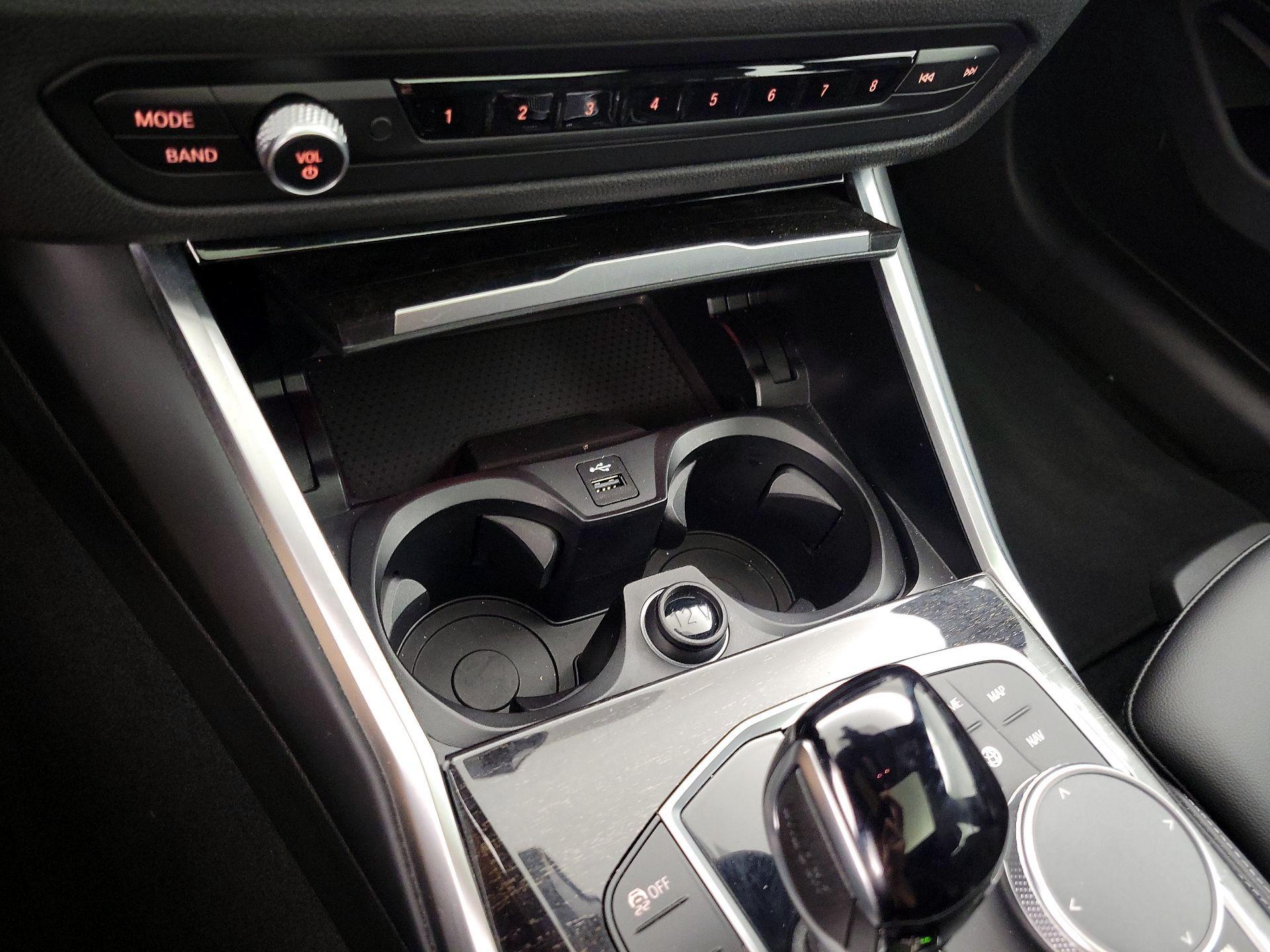 Thumbnail: 2022 BMW 3 Series - 19