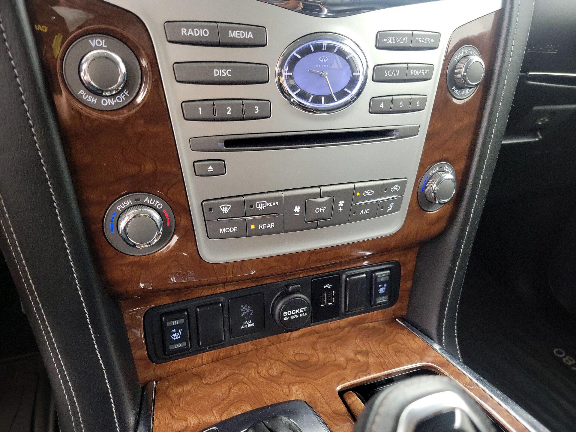 Thumbnail: 2019 INFINITI QX80 - 17