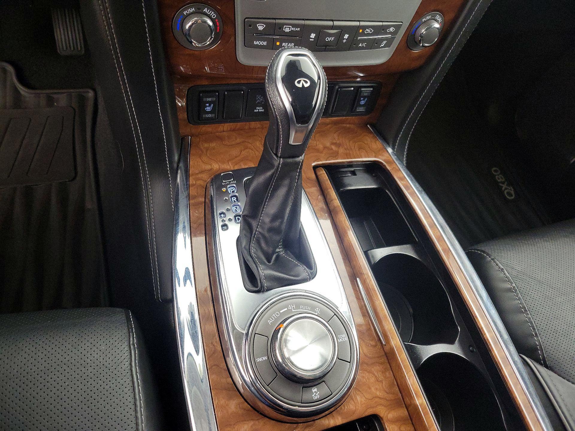Thumbnail: 2019 INFINITI QX80 - 18