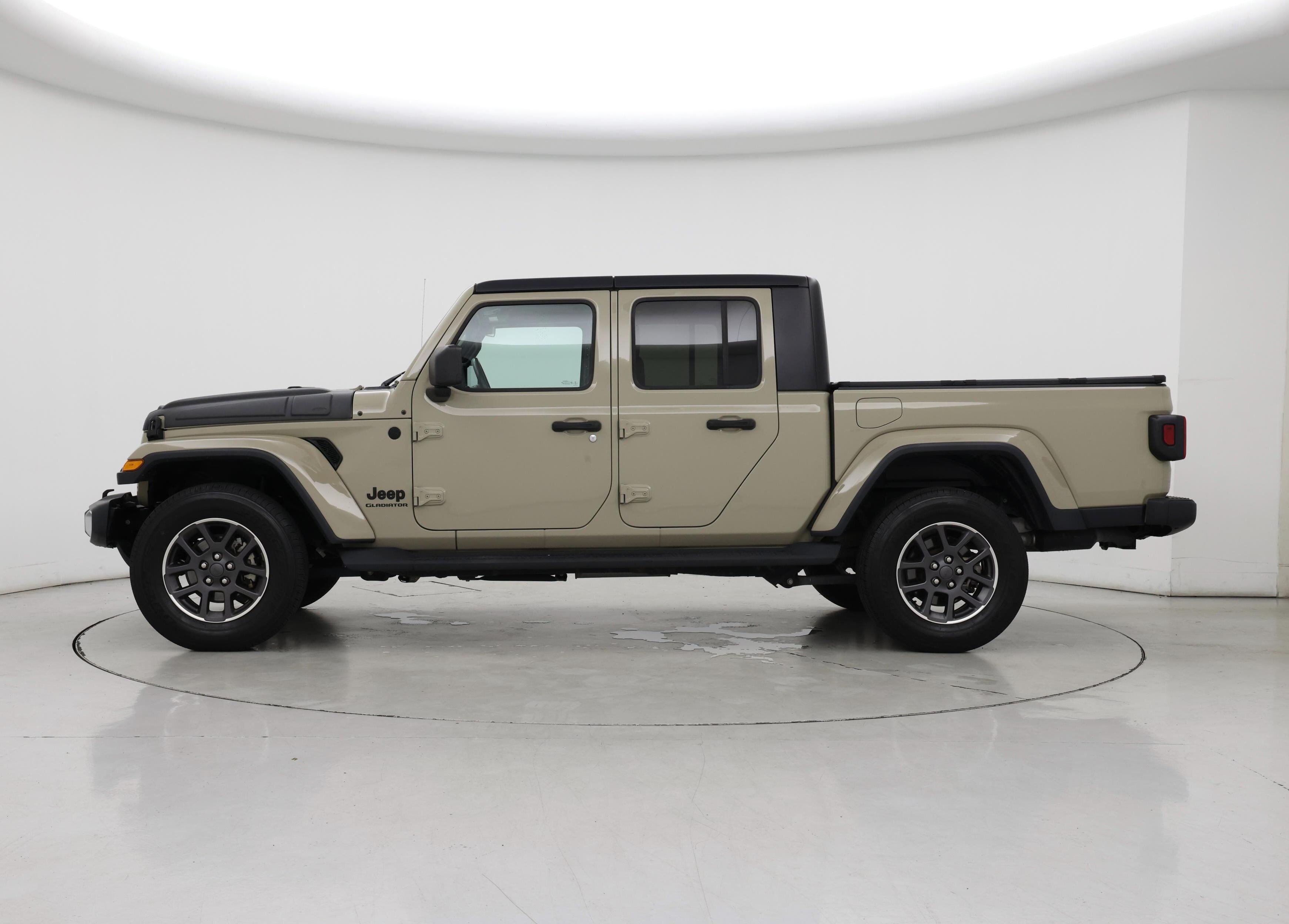 Thumbnail: 2020 Jeep Gladiator - 3