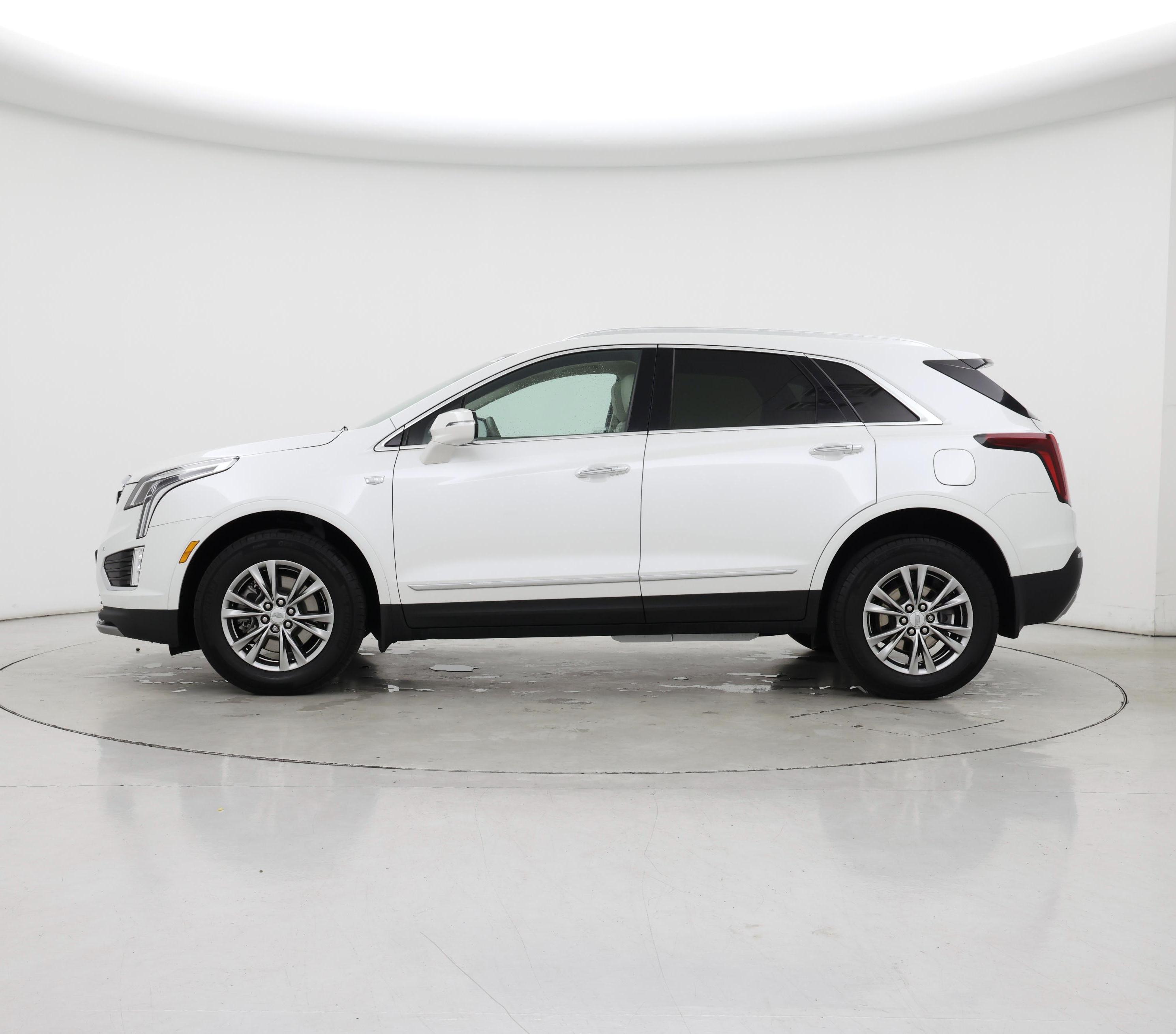 Thumbnail: 2022 Cadillac XT5 - 3
