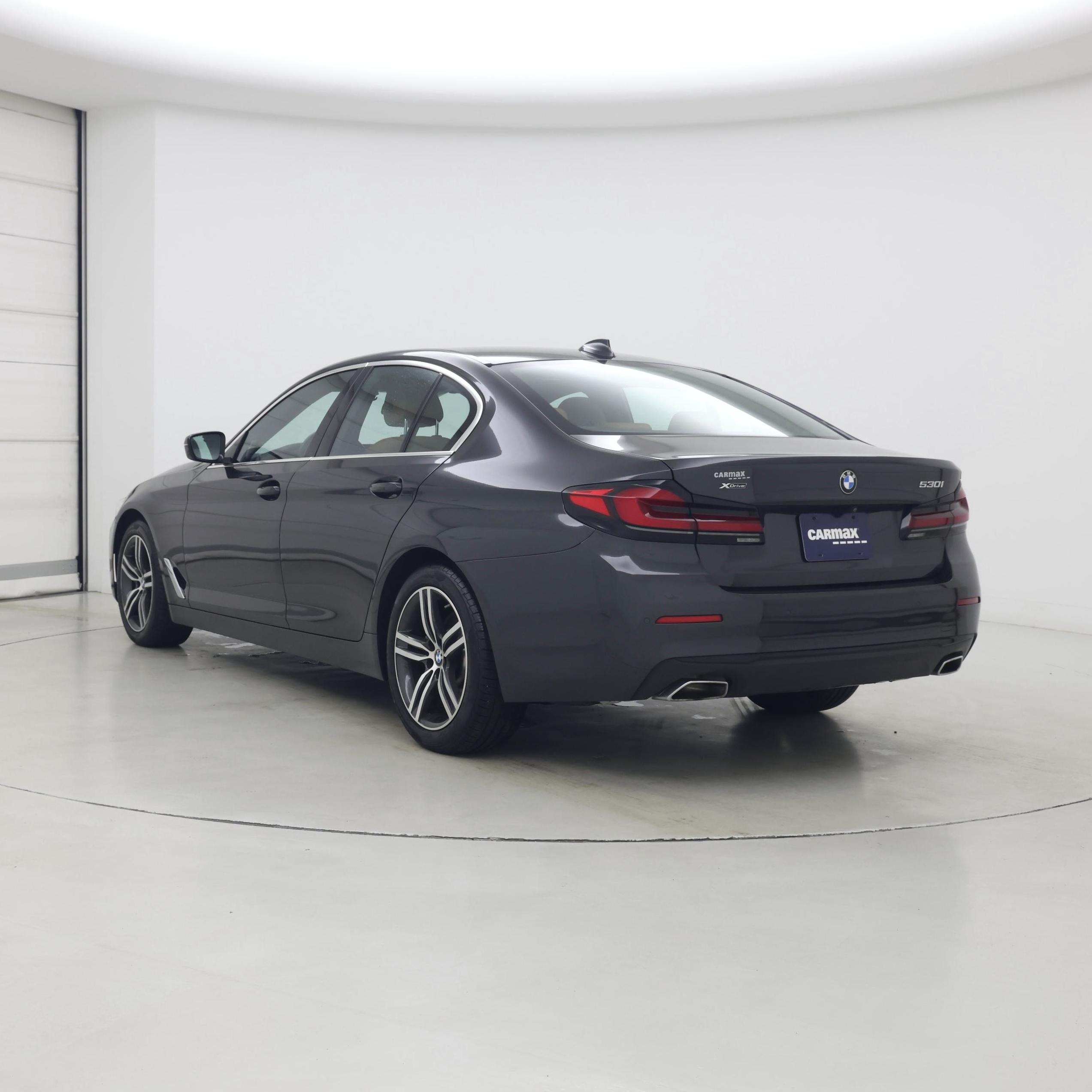Thumbnail: 2021 BMW 5 Series - 2