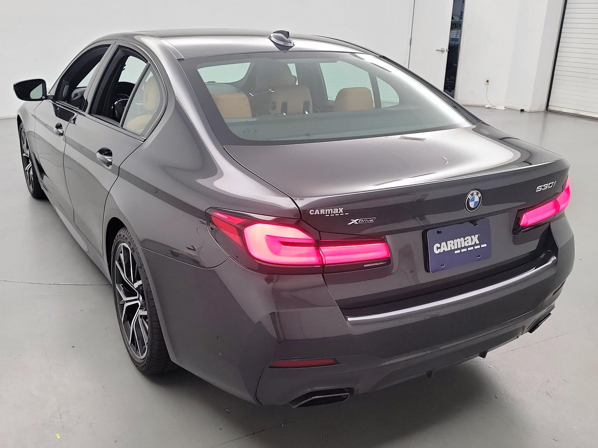 Thumbnail: 2022 BMW 5 Series - 7
