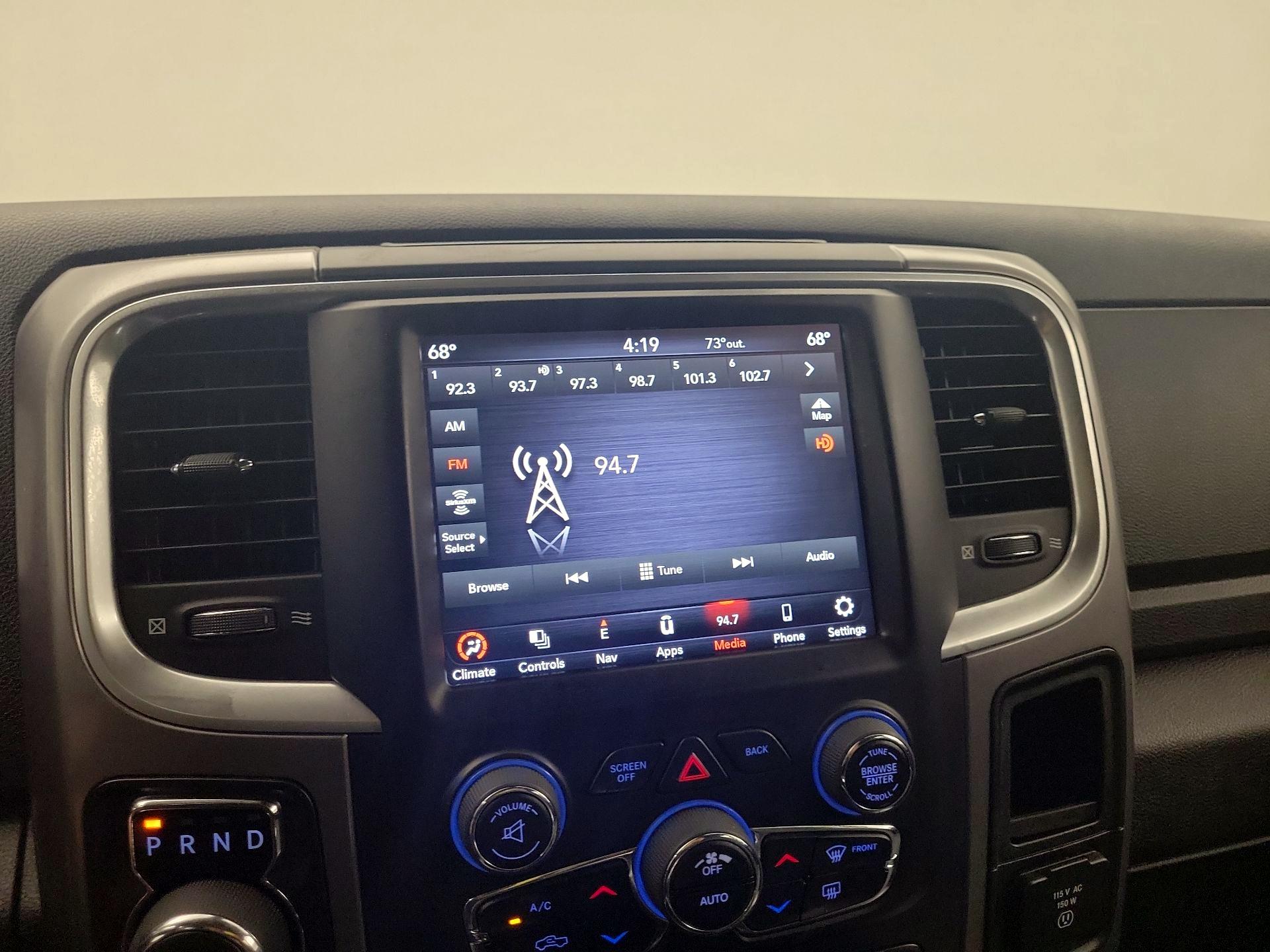 Thumbnail: 2023 RAM 1500 Classic - 16