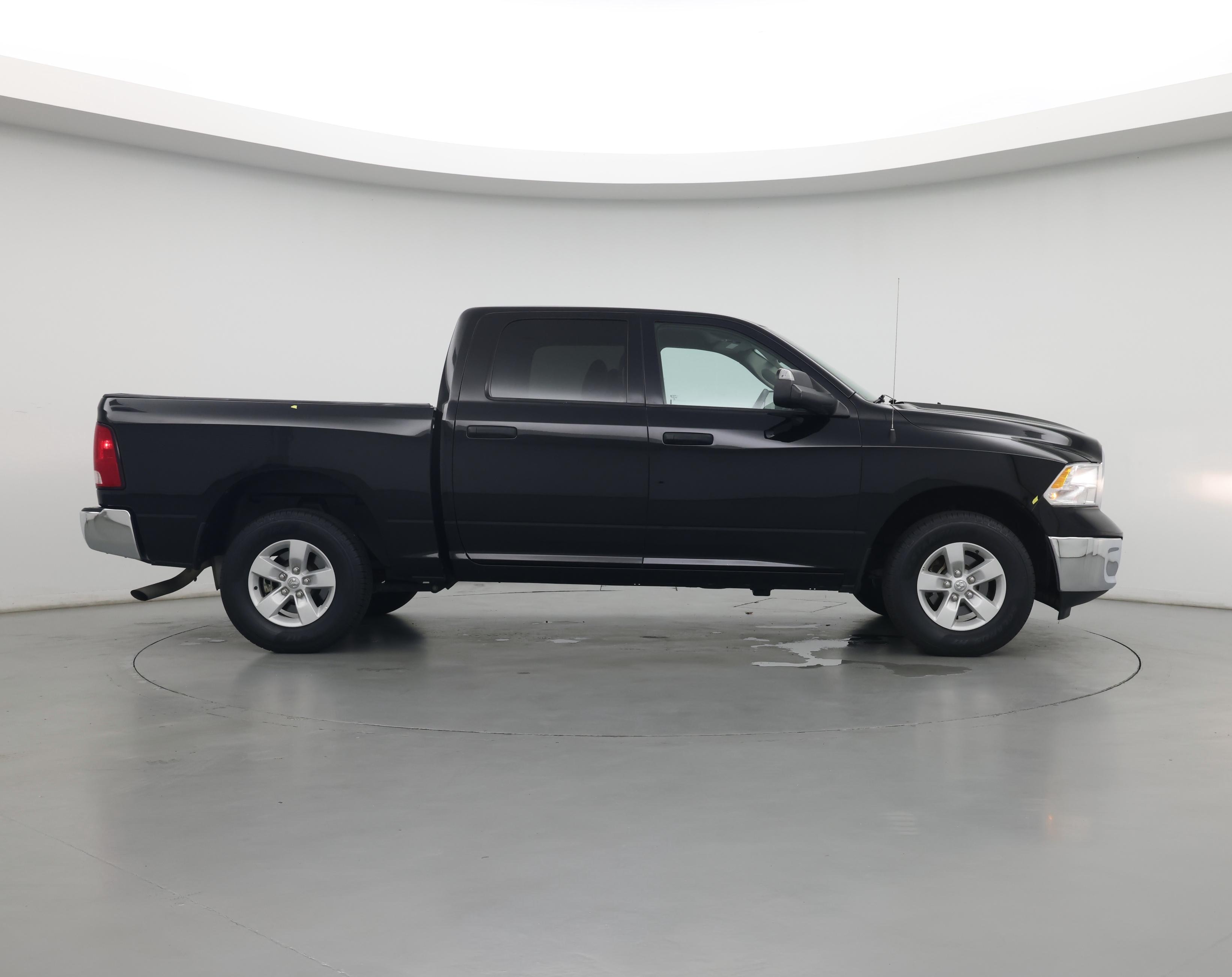 Thumbnail: 2023 RAM 1500 Classic - 7