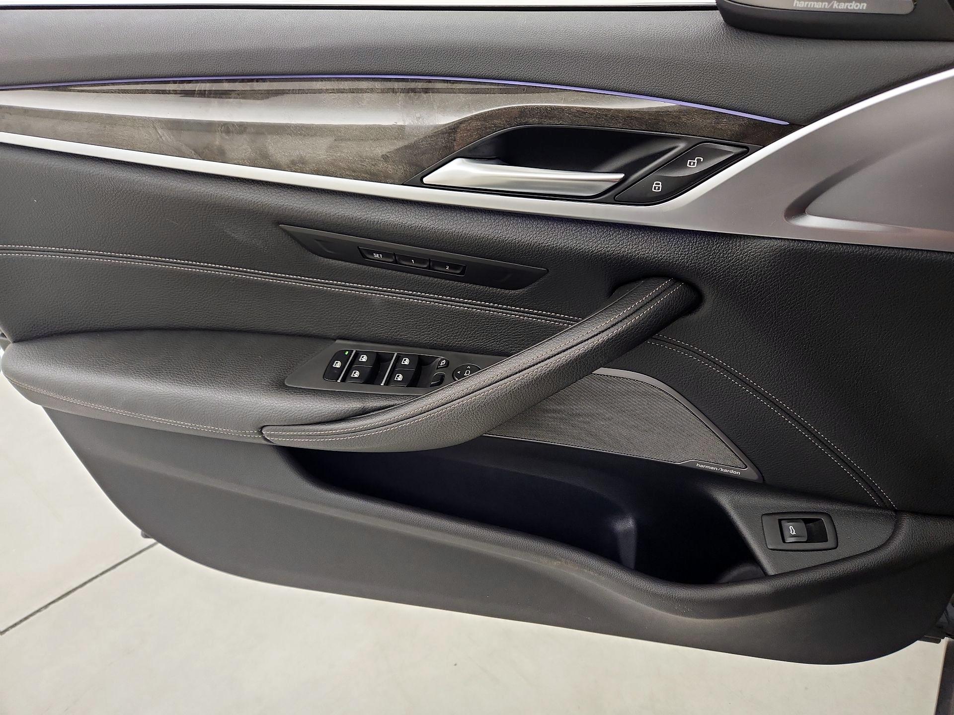 Thumbnail: 2019 BMW 5 Series - 12