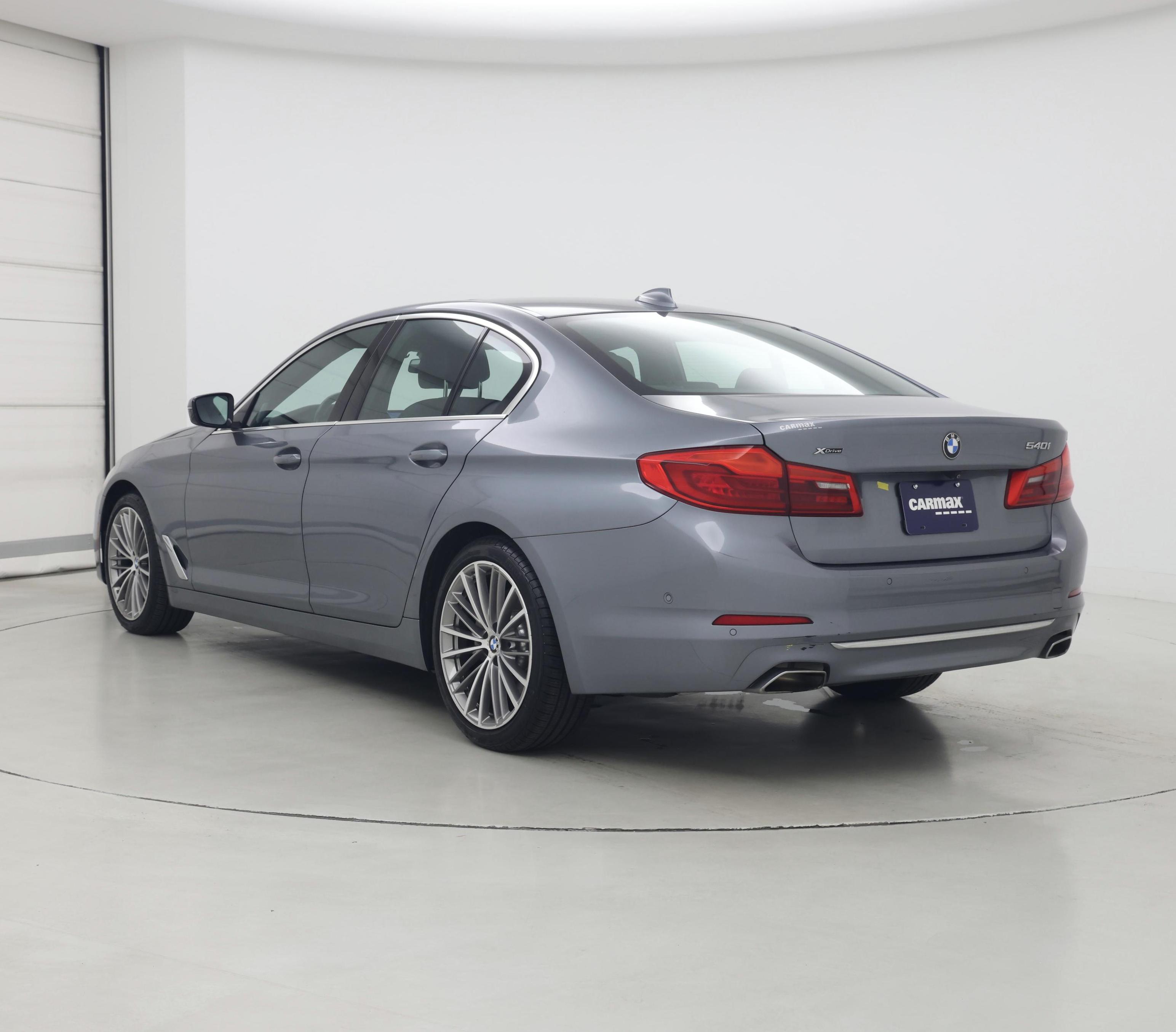 Thumbnail: 2019 BMW 5 Series - 2