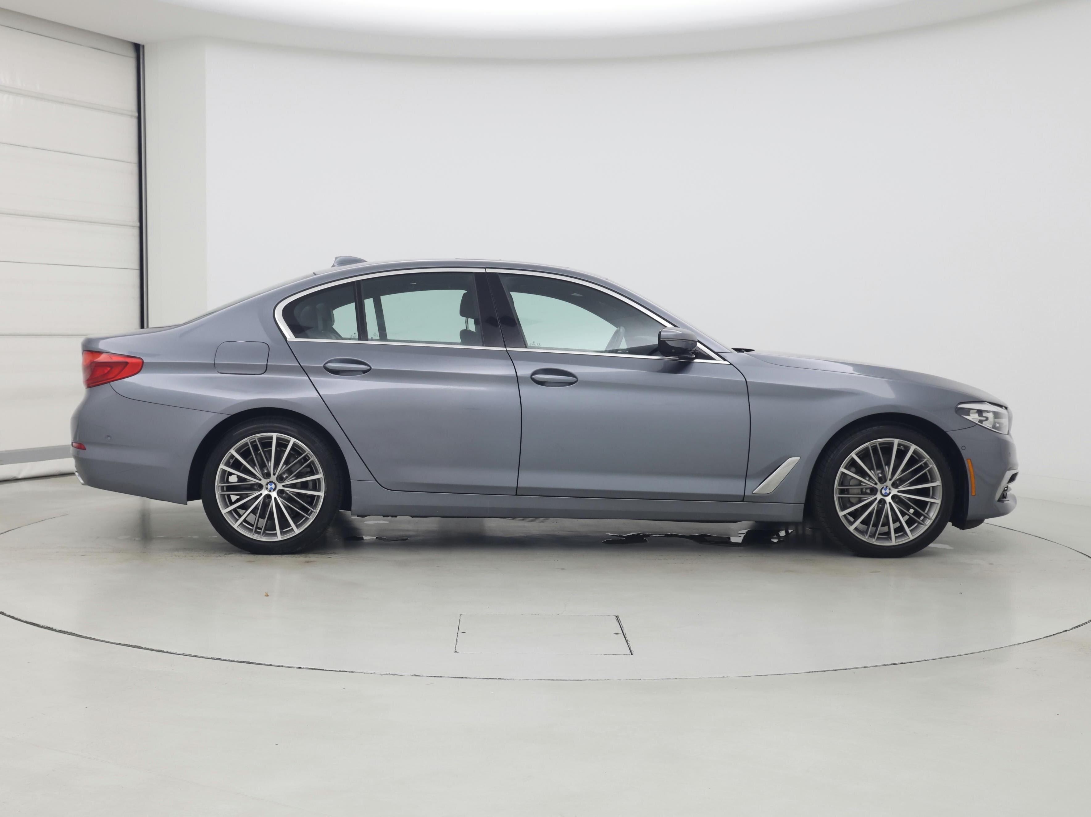 Thumbnail: 2019 BMW 5 Series - 7