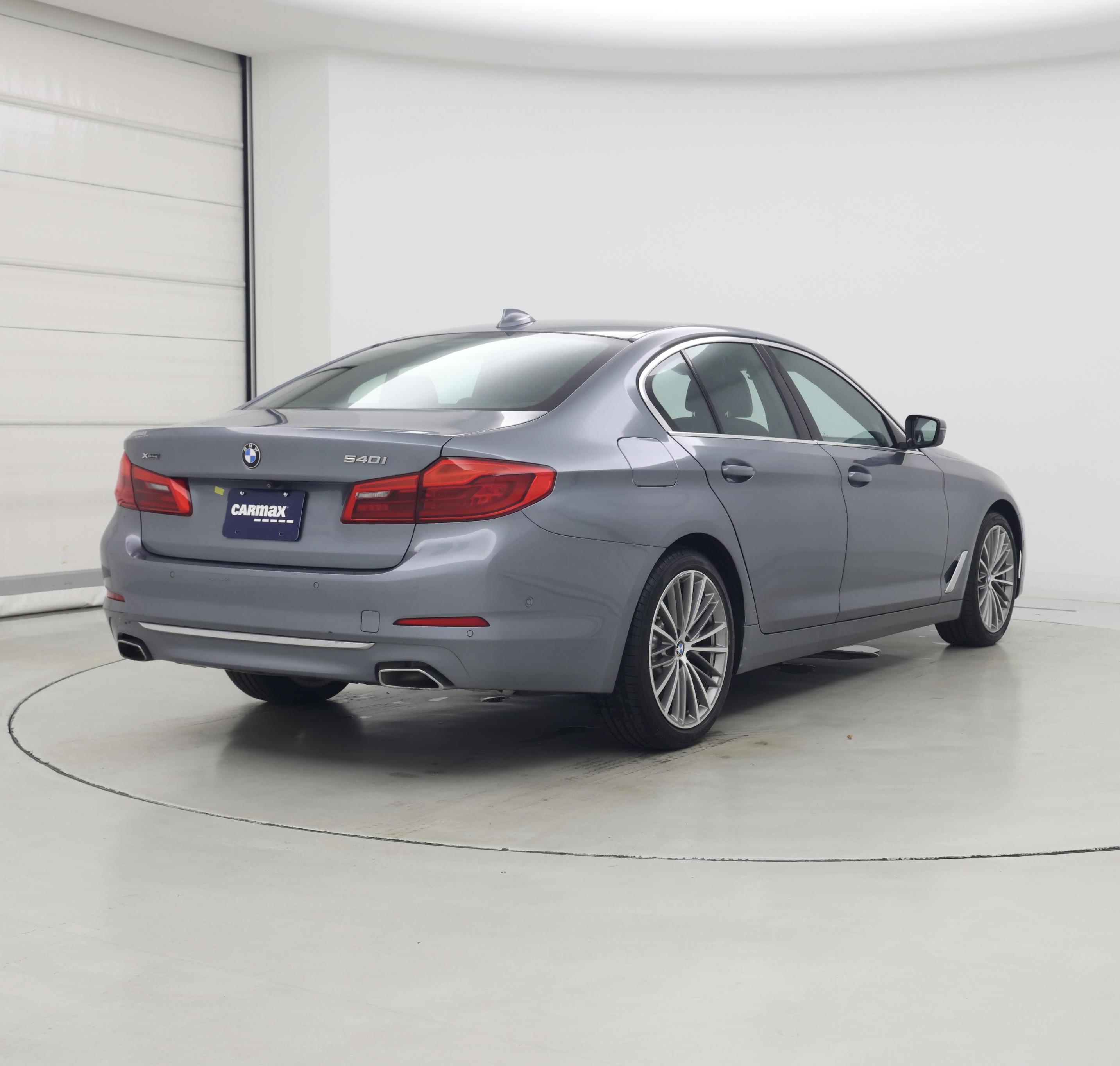 Thumbnail: 2019 BMW 5 Series - 8