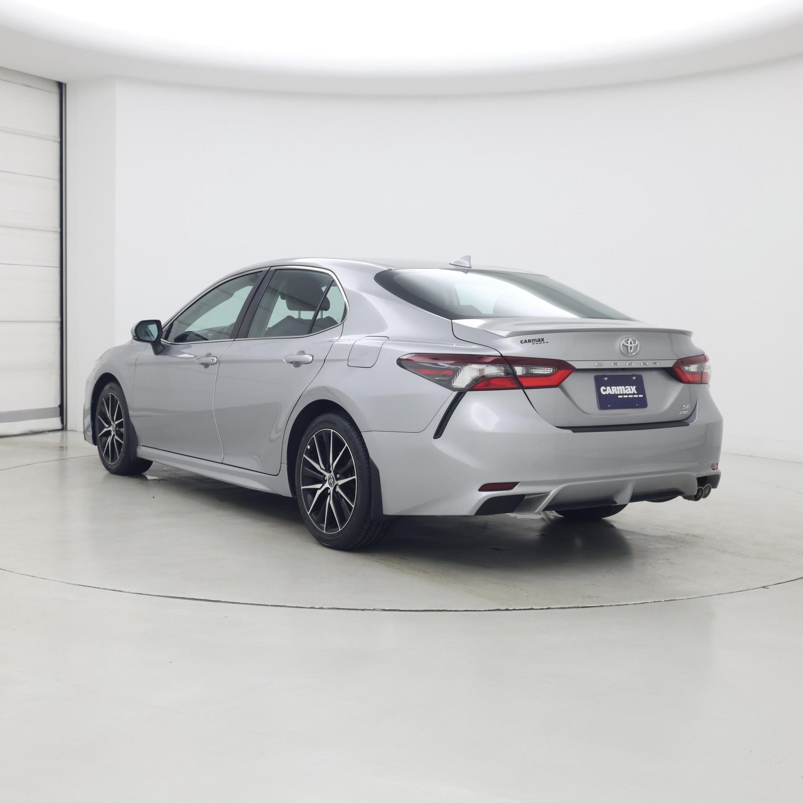 Thumbnail: 2022 Toyota Camry - 2